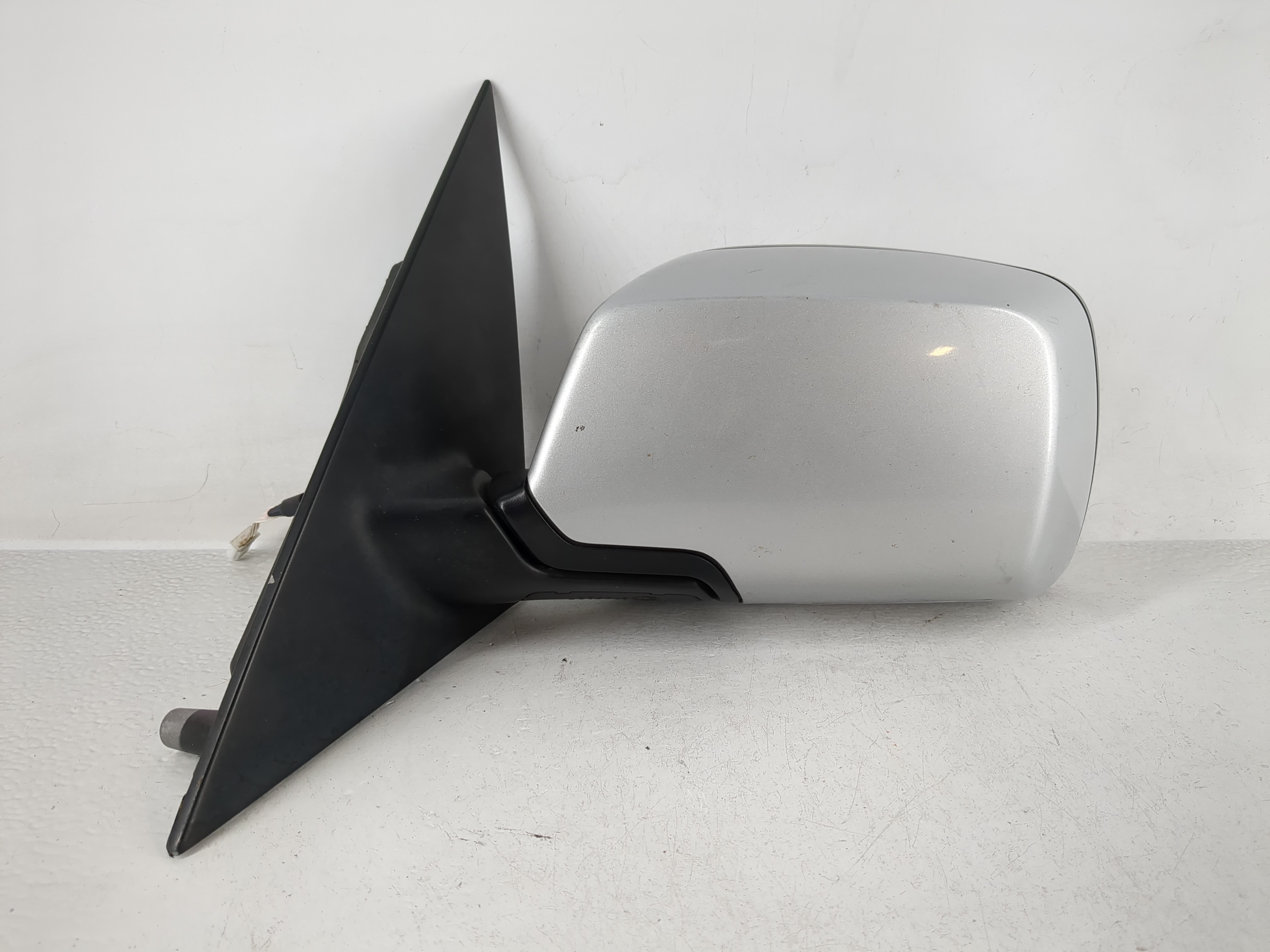 Picture of 2004-2006 Bmw X3 Driver Left Side View Power Door Mirror Silver 1165983