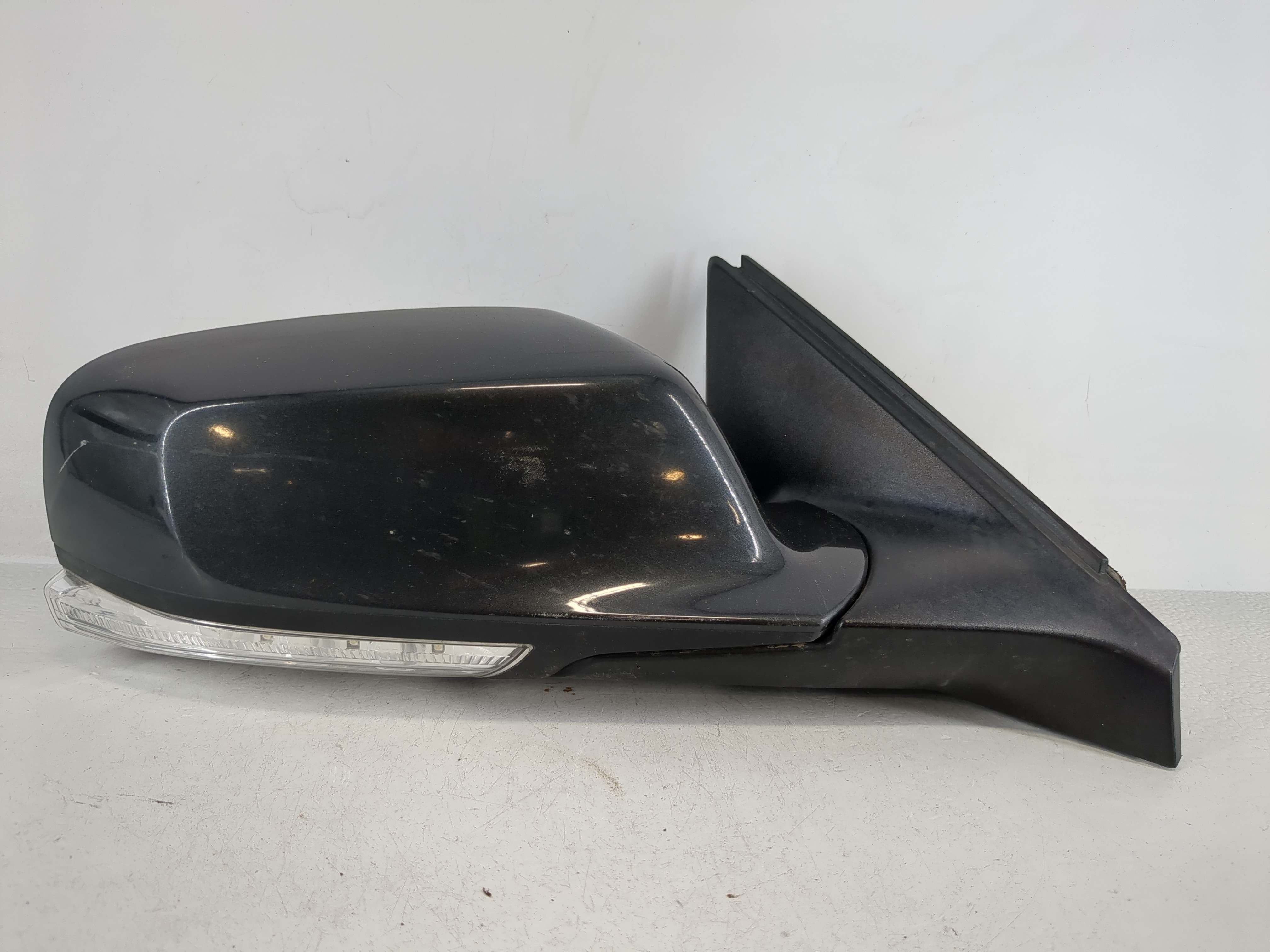 Picture of 2013-2016 Buick Lacrosse Passenger Right Side View Power Door Mirror 1166025