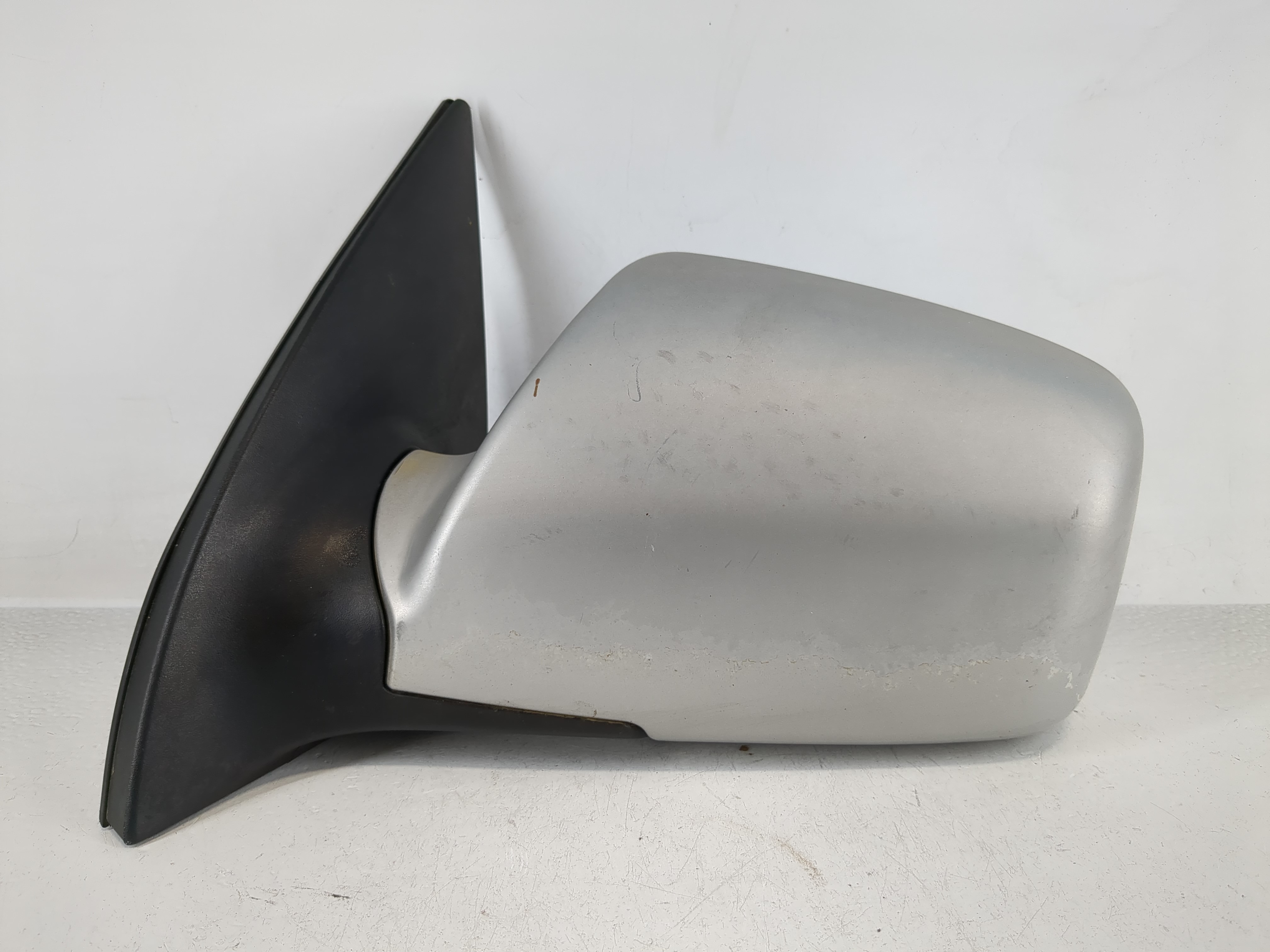 Picture of 2005-2010 Kia Sportage Driver Left Side View Power Door Mirror Grey 1166028