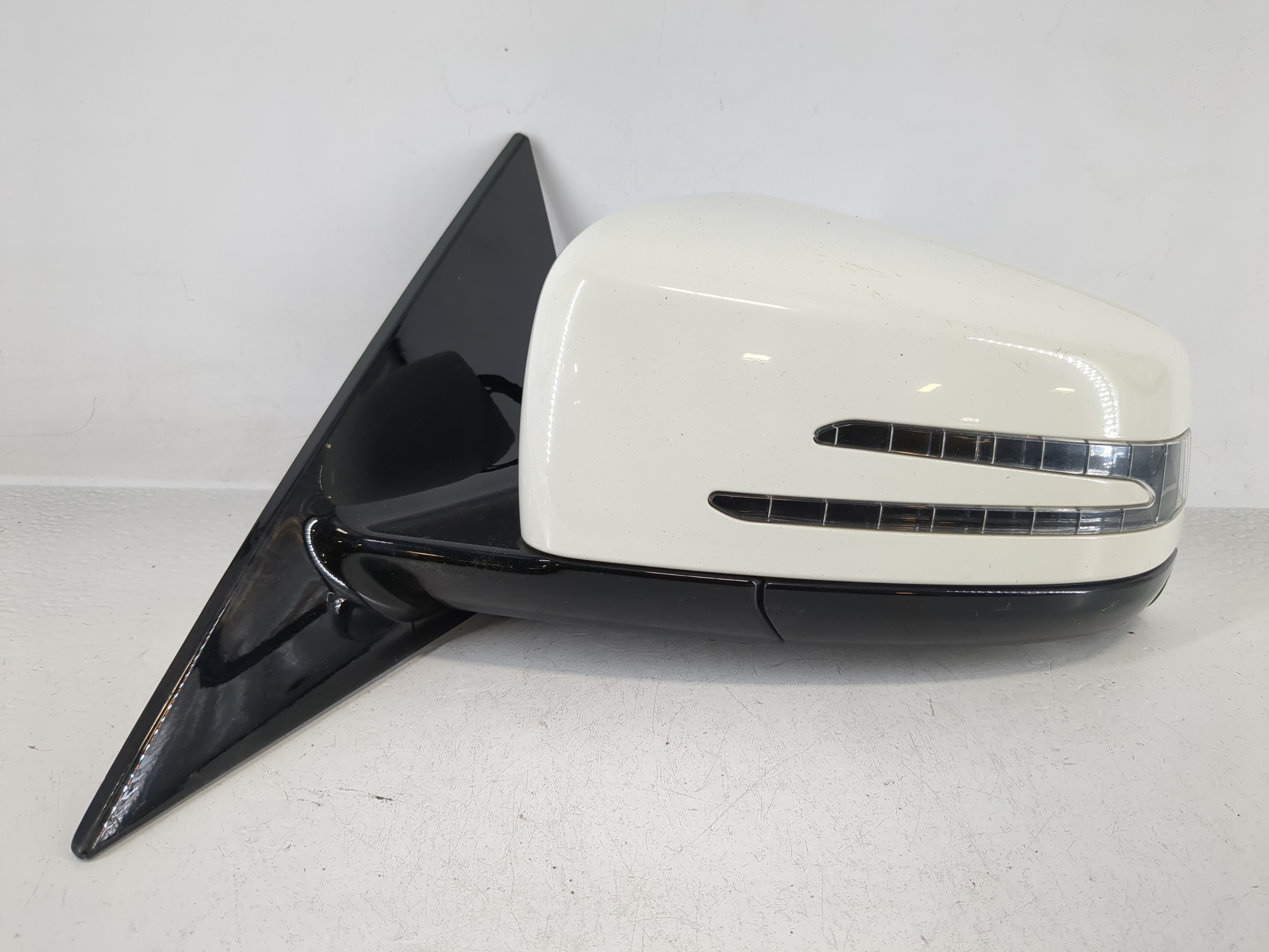 Picture of Mercedes-benz E350 Driver Left Side View Power Door Mirror White 1166030