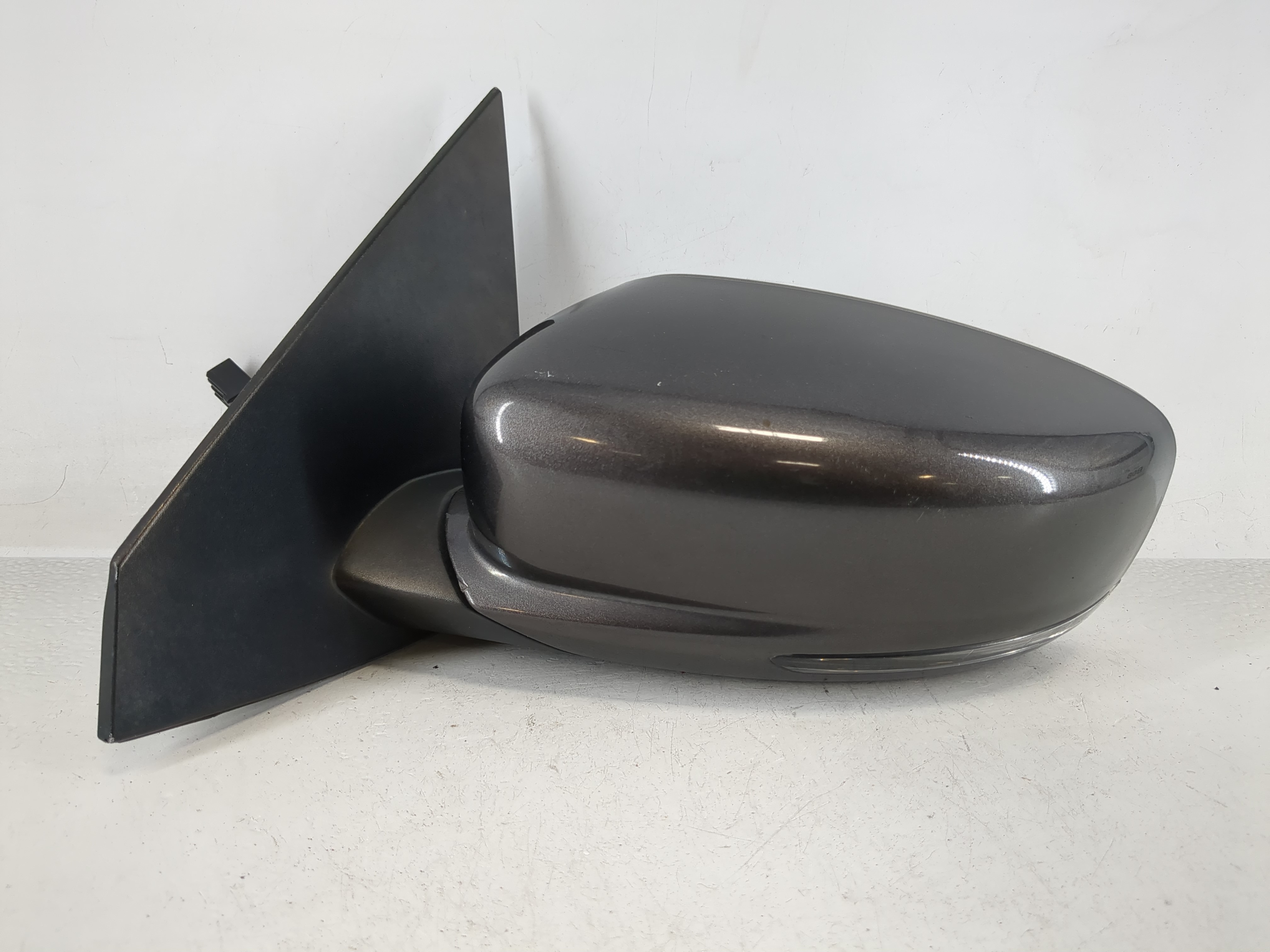 Picture of 2013-2016 Dodge Dart Driver Left Side View Power Door Mirror Dark Gray 1166080