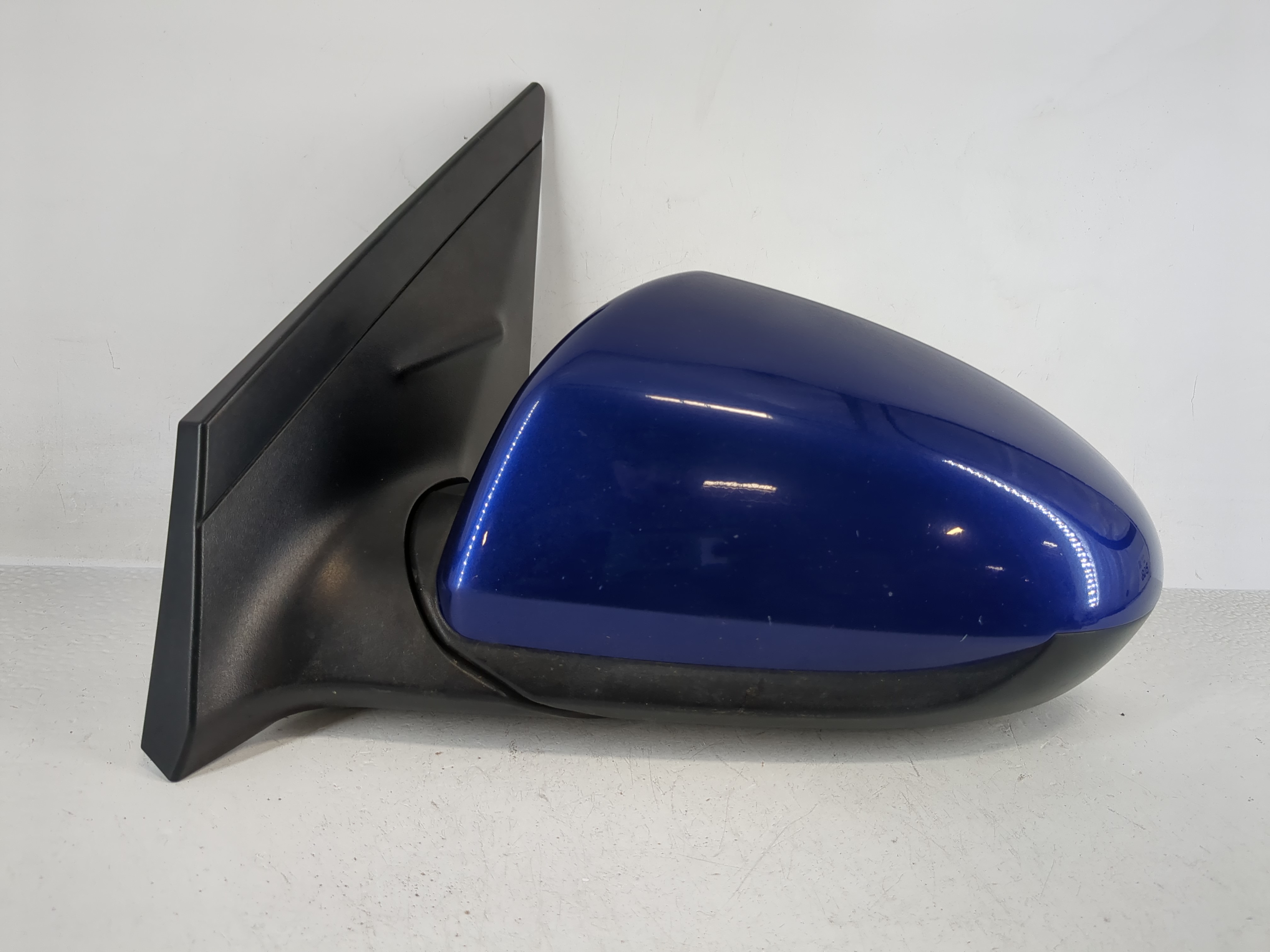 Picture of 2017-2019 Hyundai Ioniq Driver Left Side View Power Door Mirror Blue 1166101