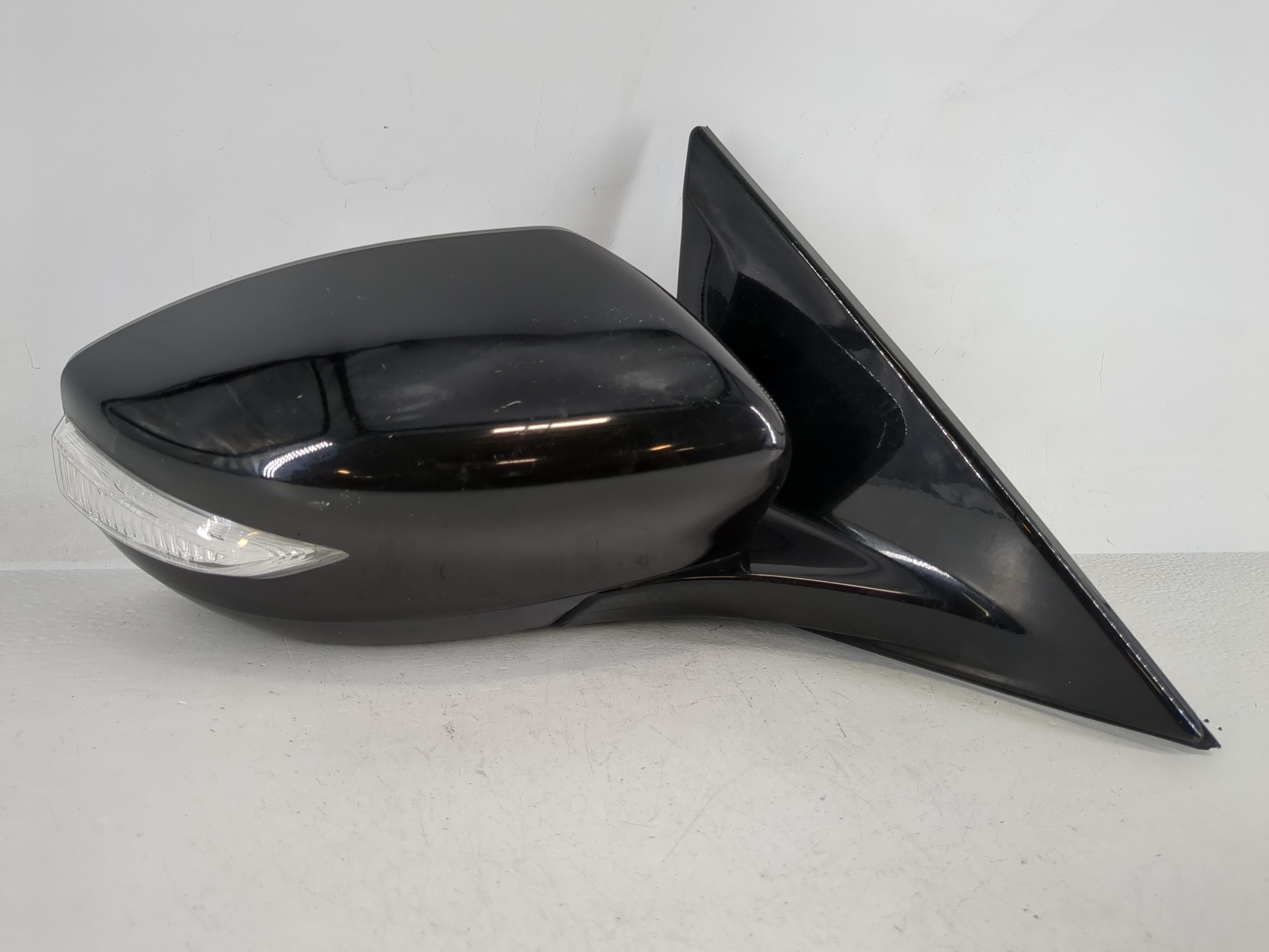 Picture of 2016-2020 Nissan Maxima Passenger Right Side View Power Door Mirror 1166102