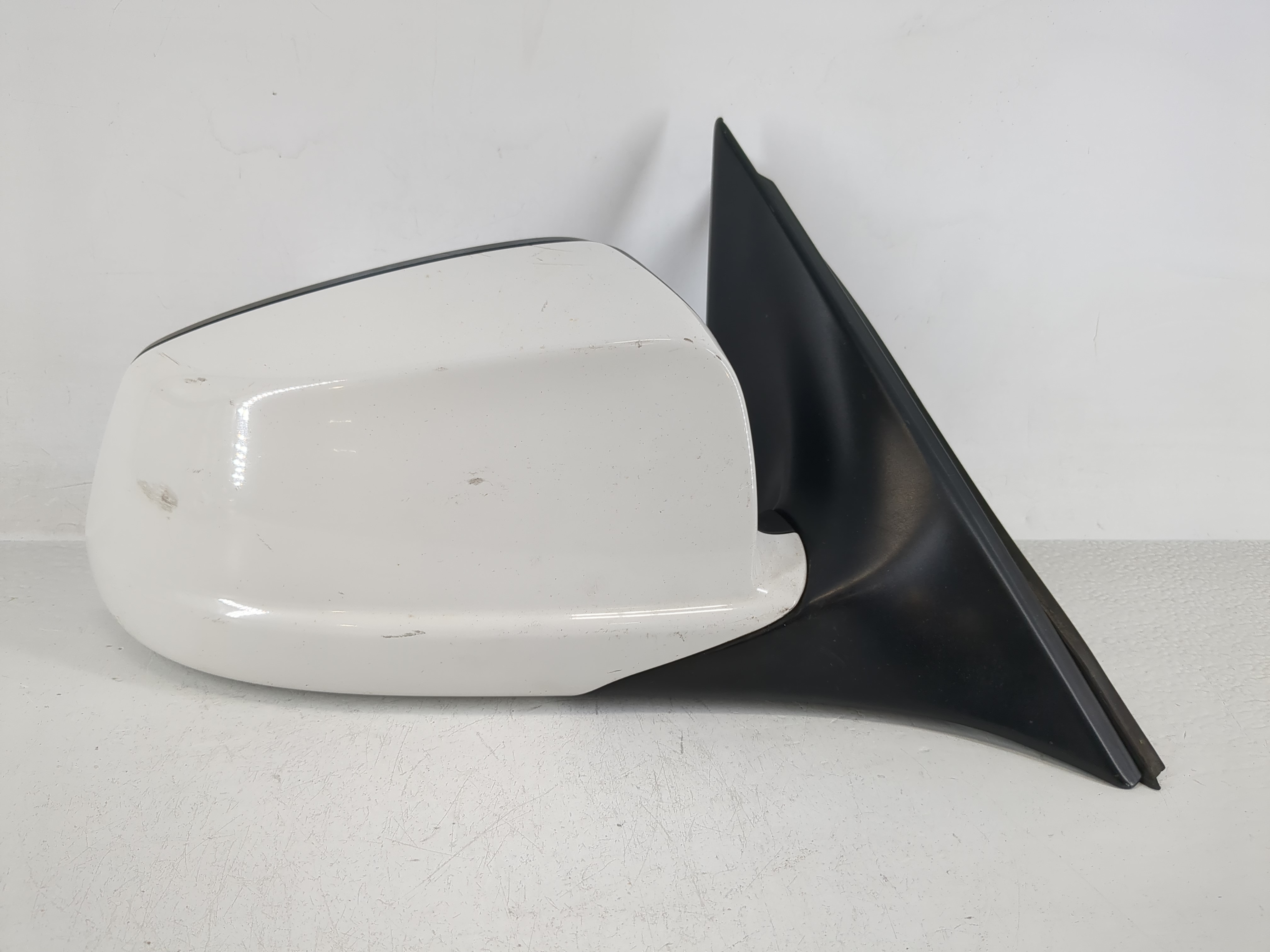 Picture of 2011-2012 Bmw 528i Passenger Right Side View Power Door Mirror White 1166115