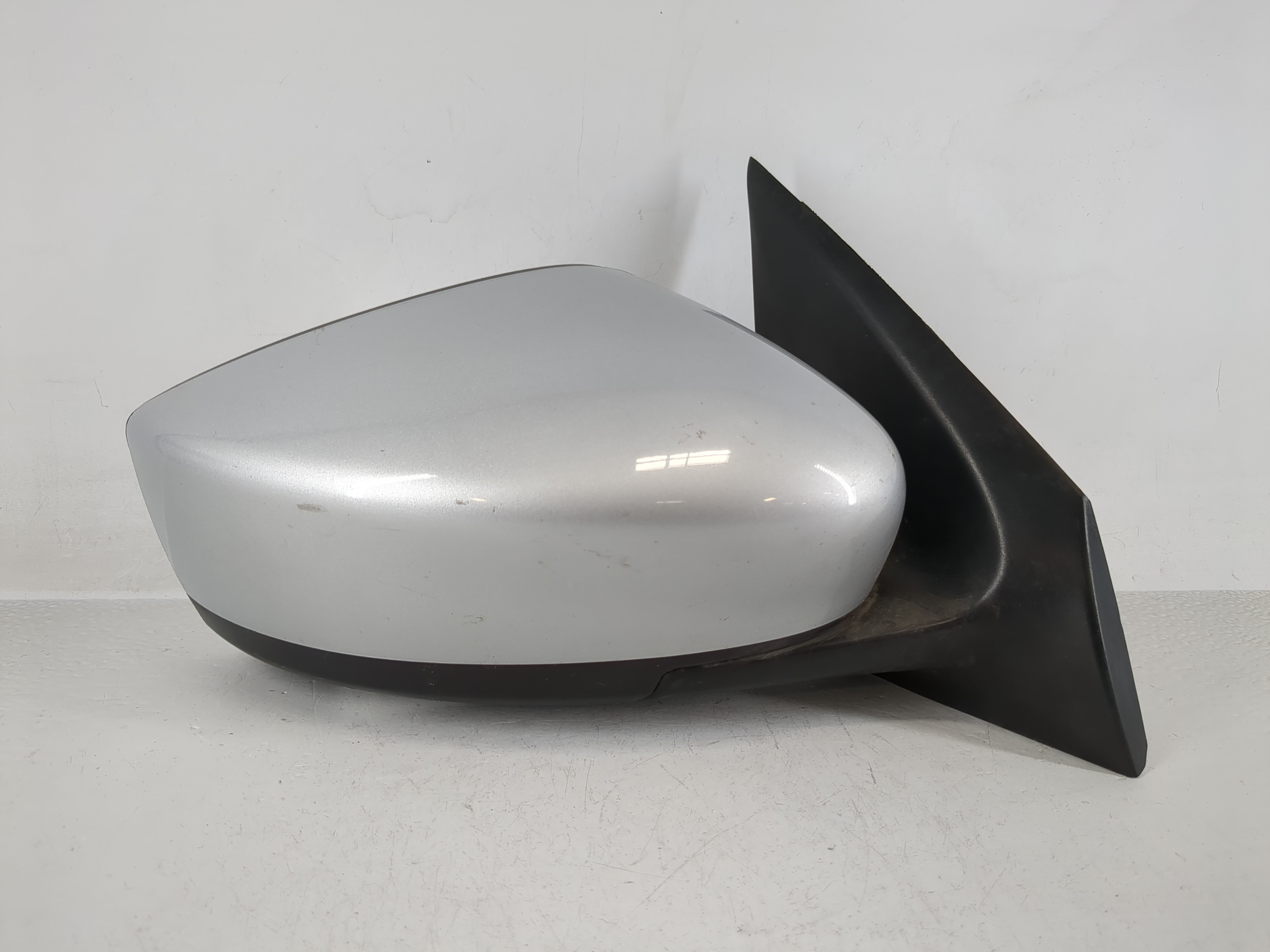 Picture of 2015-2019 Nissan Versa Passenger Right Side View Power Door Mirror 1166116