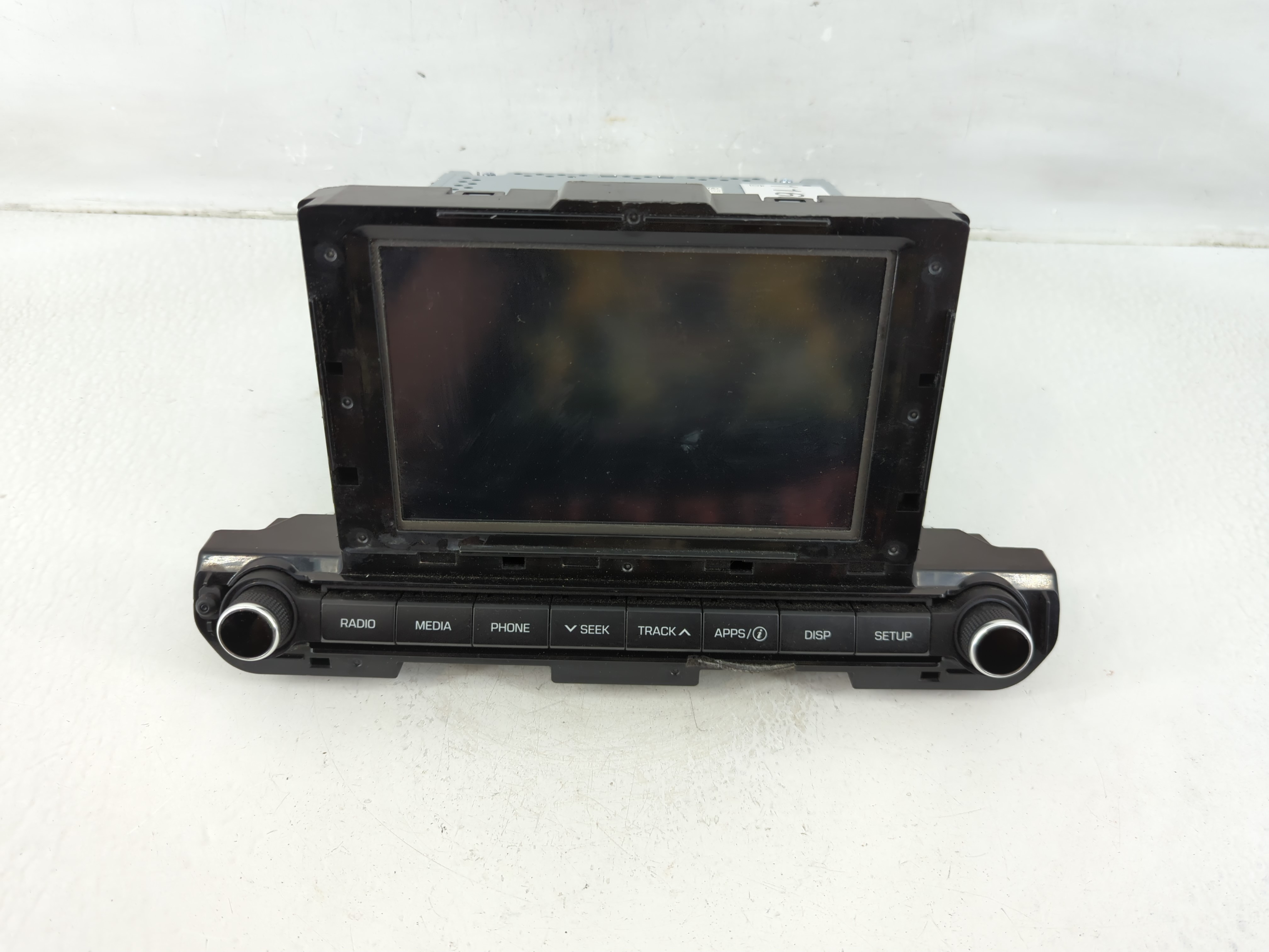 2017-2018 Hyundai Elantra Am Fm Cd Player Radio Receiver 1166166 - Oemusedautoparts1.com