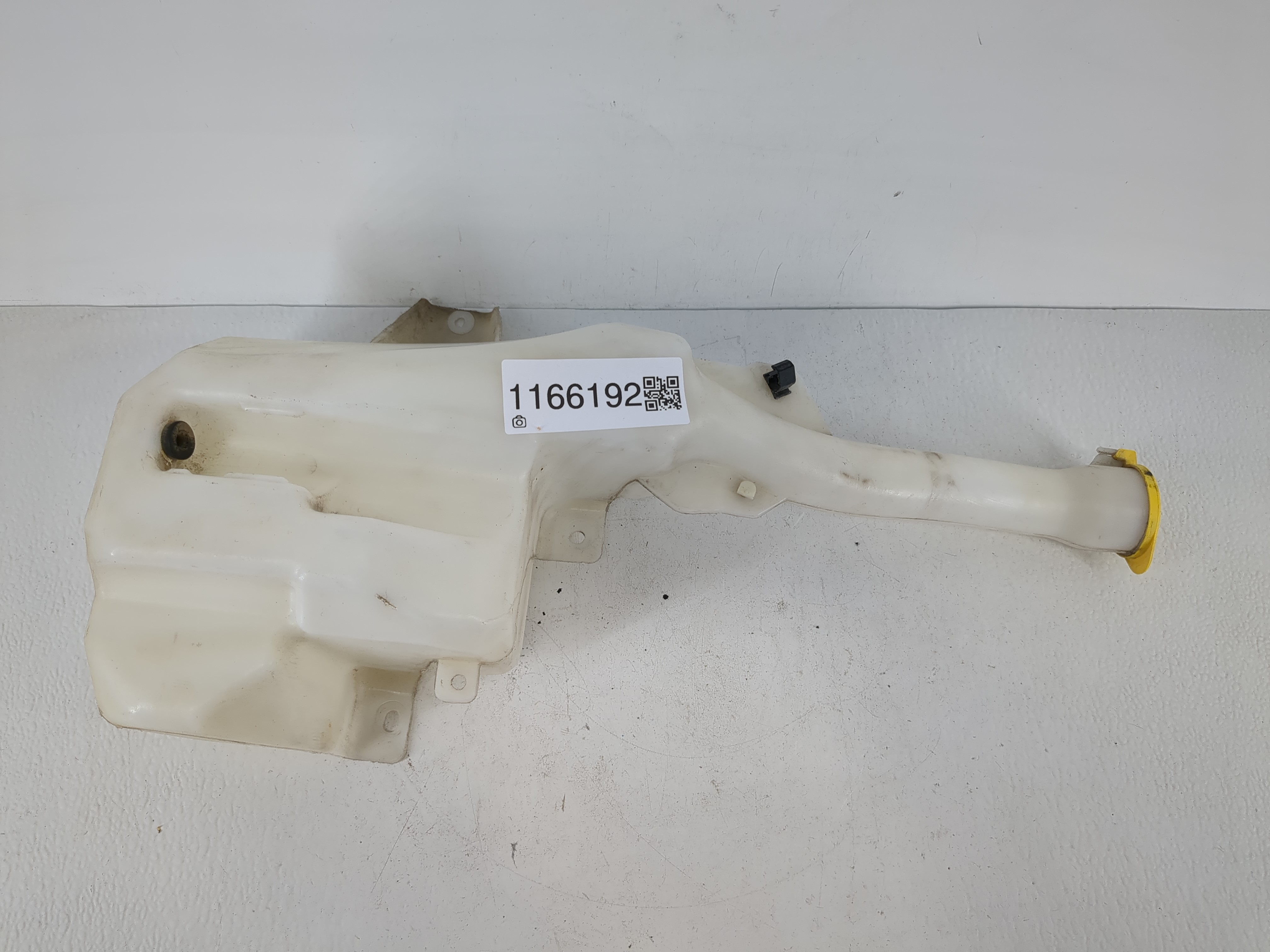 2015-2016 Ford Mustang Windshield Washer Fluid Reservoir Bottle Oem 1166192 - Oemusedautoparts1.com