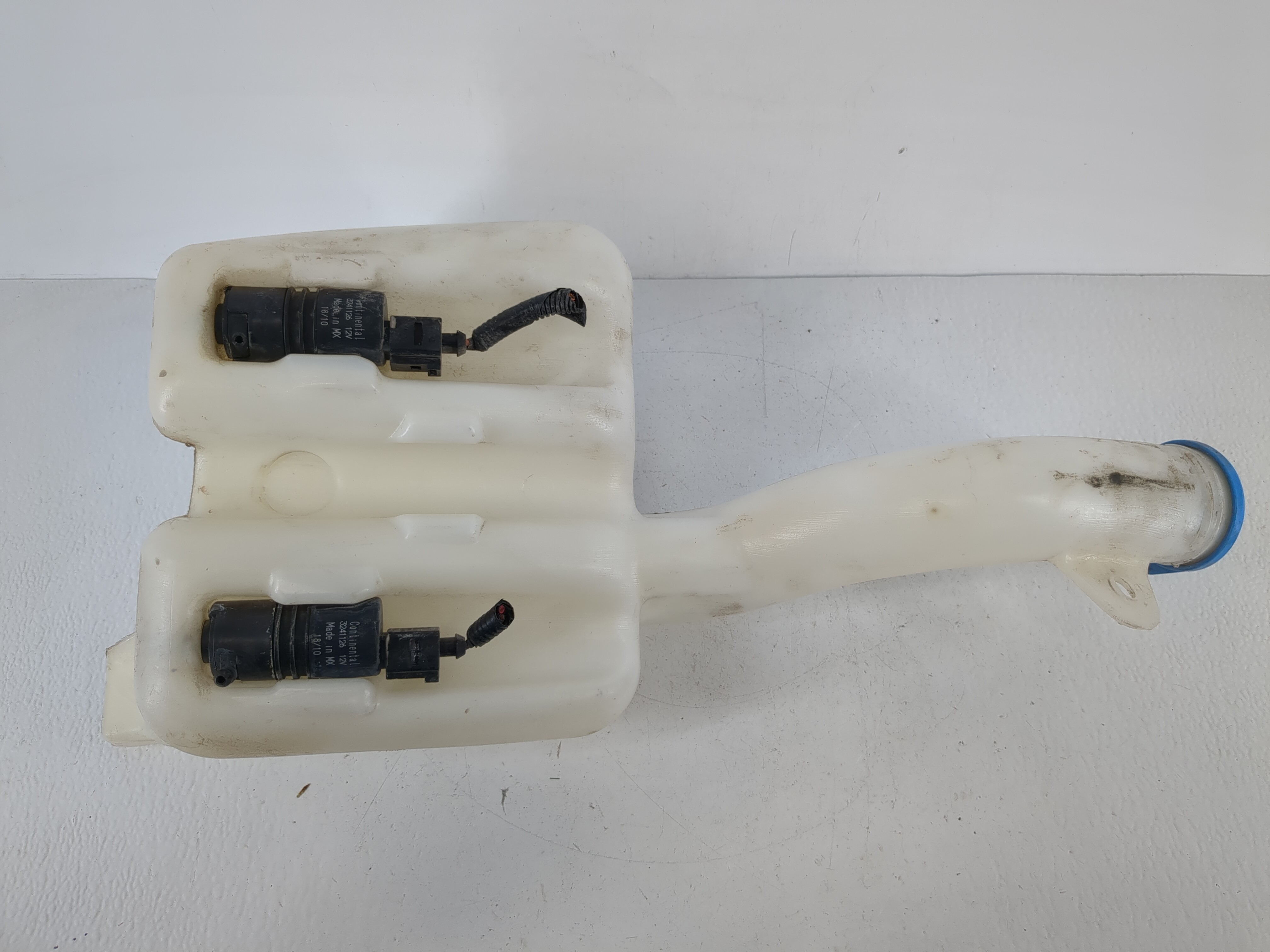 2011-2011 Honda Pilot Windshield Washer Fluid Reservoir Bottle Oem 1166196 - Oemusedautoparts1.com