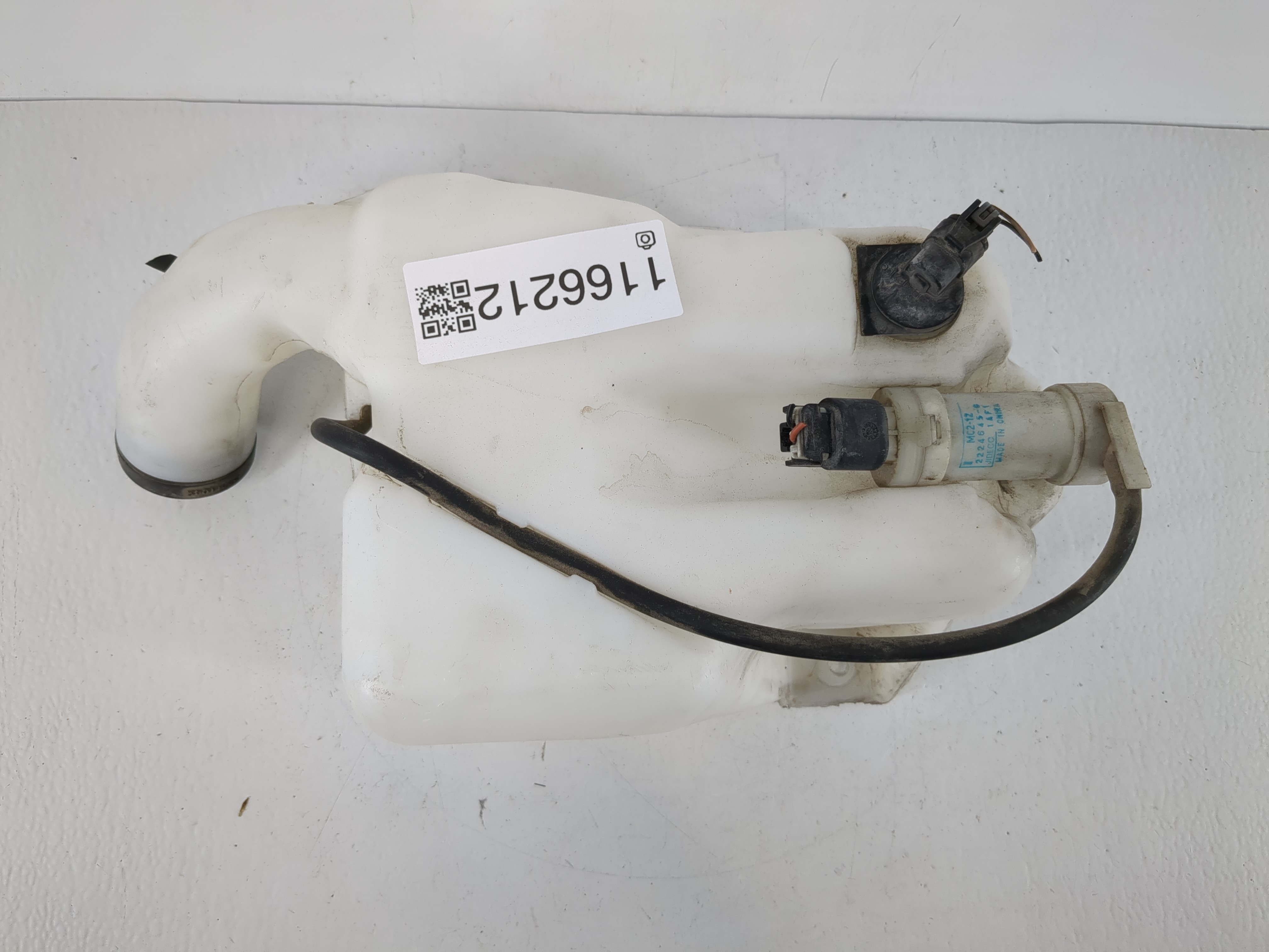 2008-2012 Chevrolet Malibu Windshield Washer Fluid Reservoir Bottle Oem 1166212 - Oemusedautoparts1.com