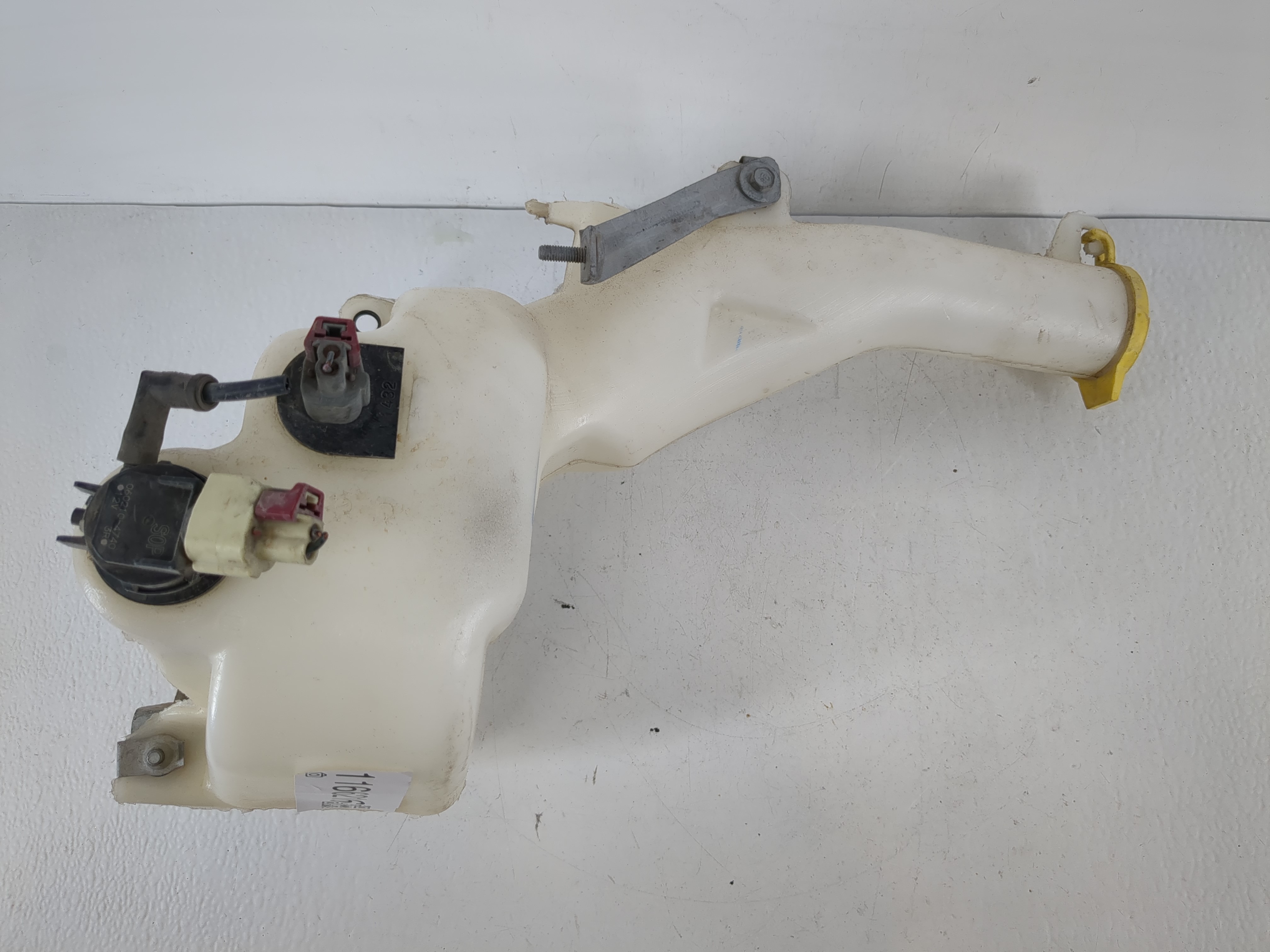 2011-2022 Dodge Charger Windshield Washer Fluid Reservoir Bottle Oem 1166216 - Oemusedautoparts1.com