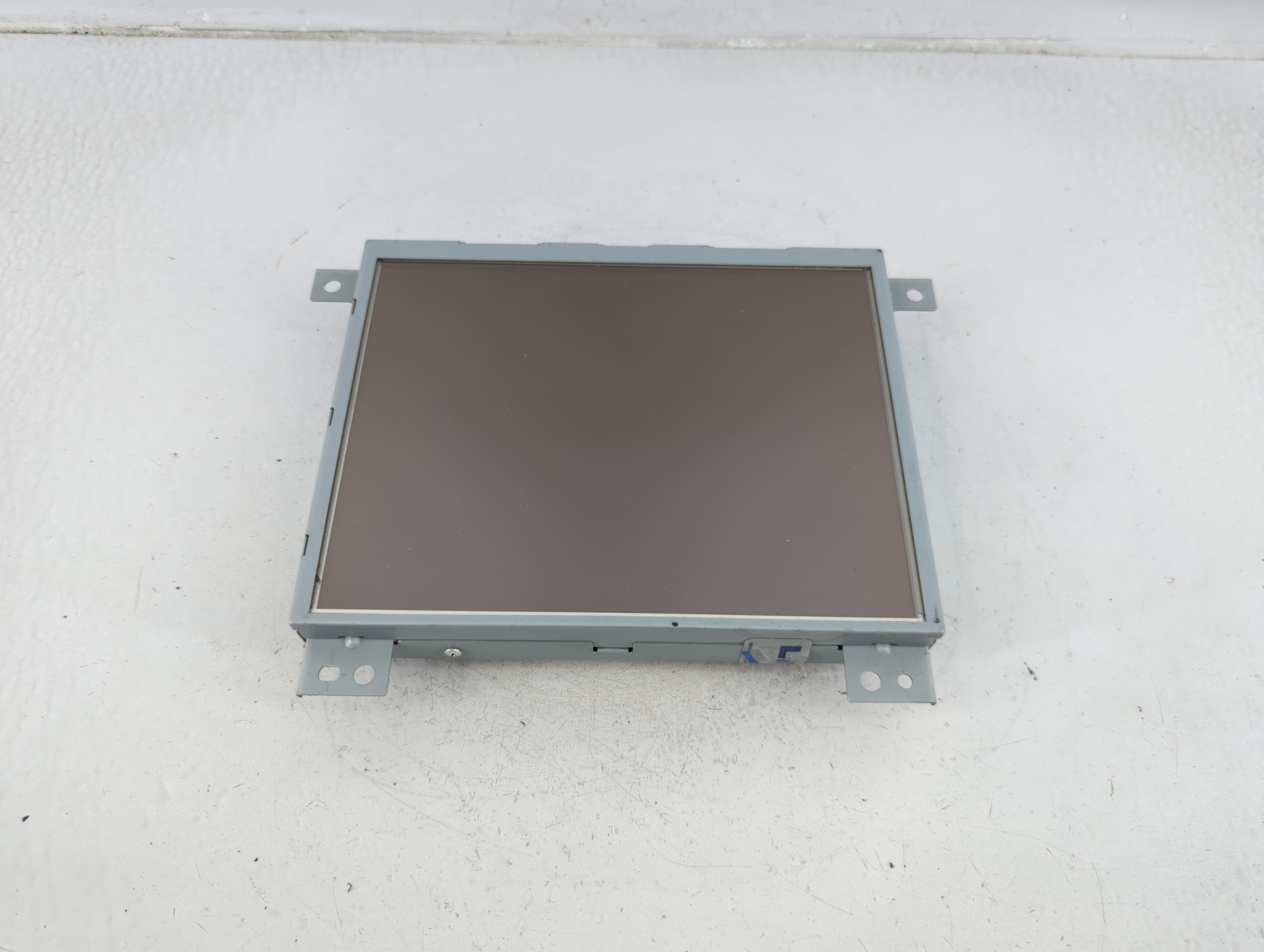 2011-2014 Chrysler 300 Information Display Screen 1166236 - Oemusedautoparts1.com