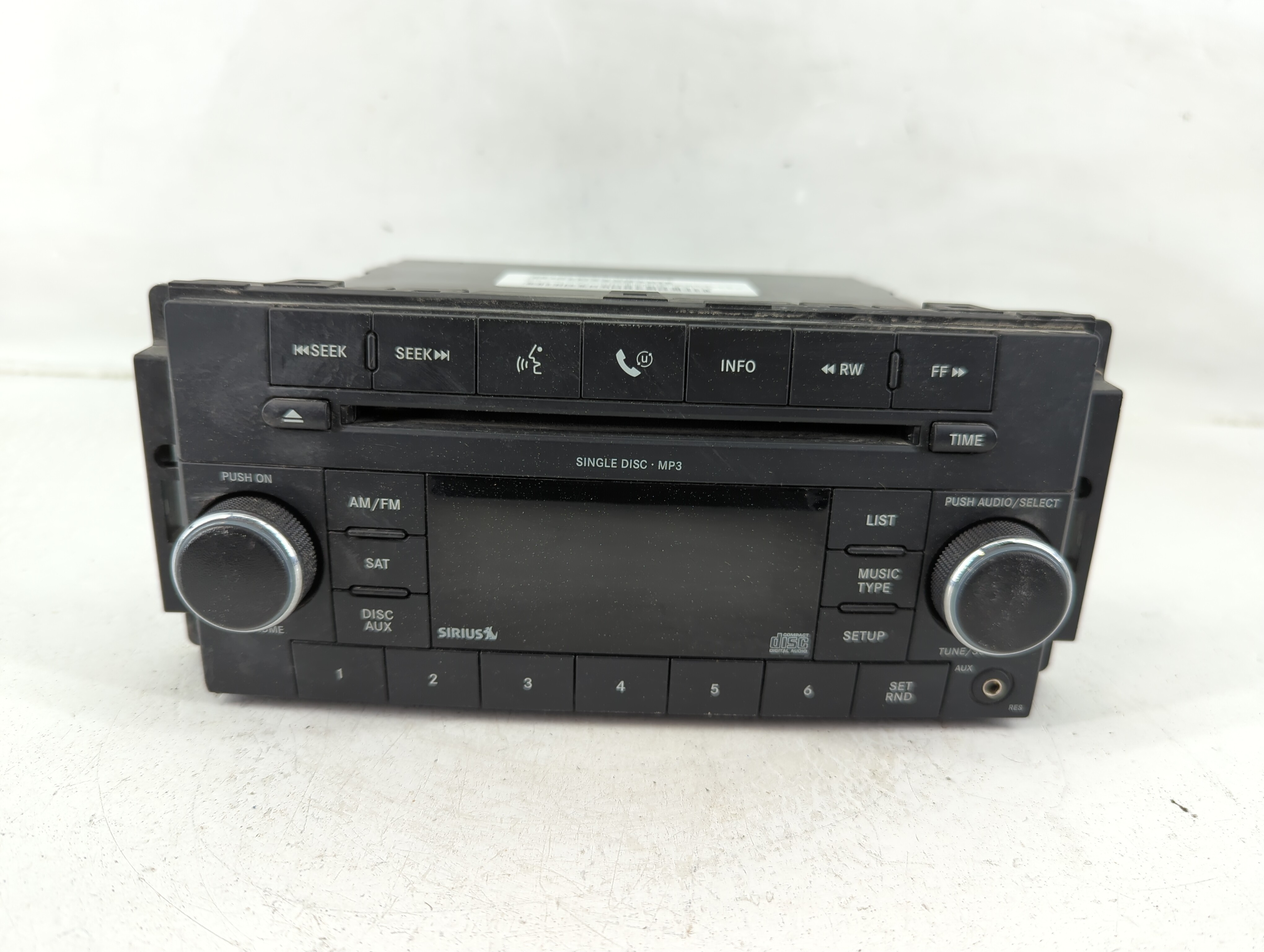 2009-2010 Dodge Ram 1500 Am Fm Cd Player Radio Receiver 1166253 - Oemusedautoparts1.com
