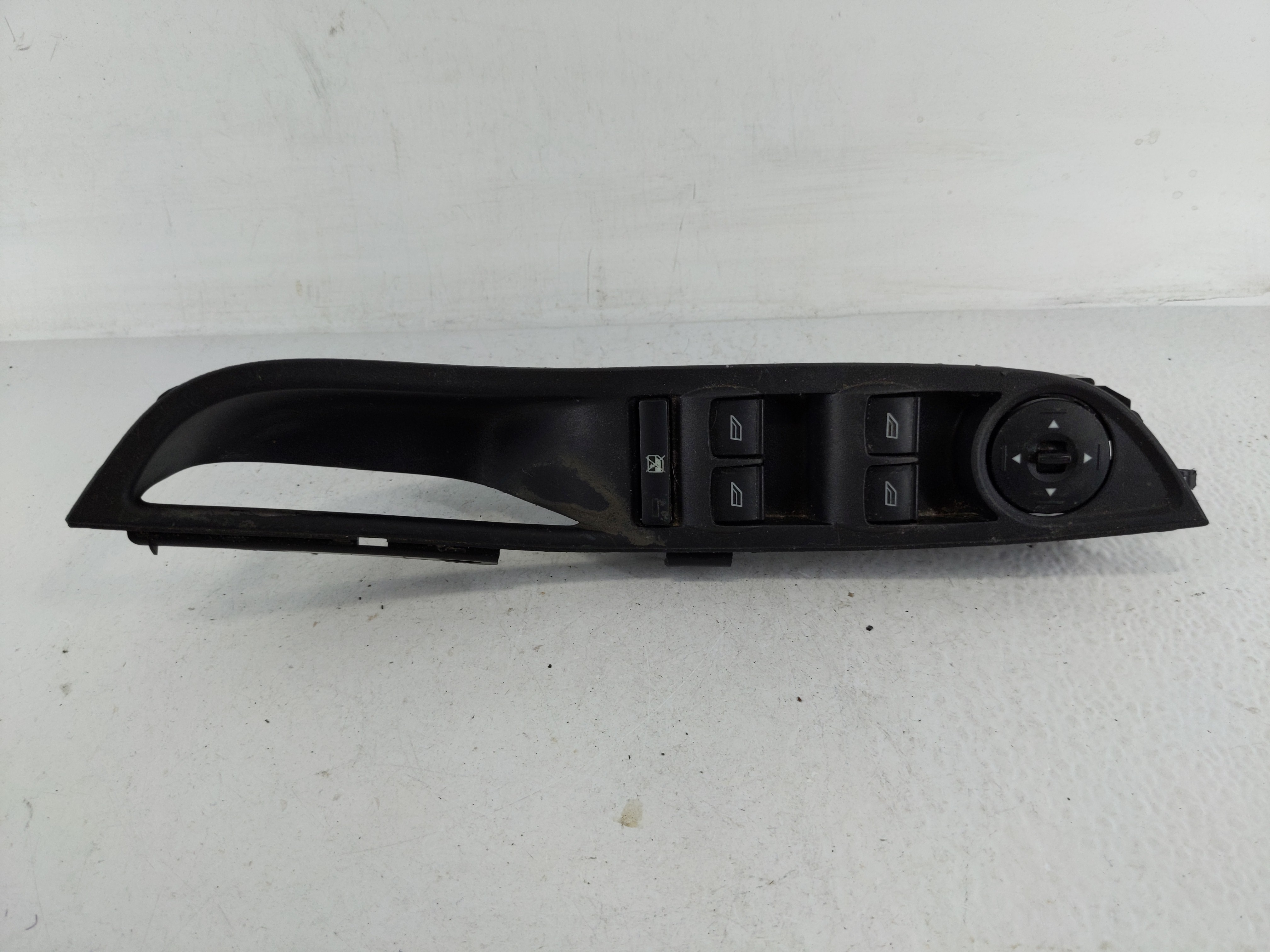 2012-2018 Ford Focus Driver Left Door Master Power Window Switch 1166265 - Oemusedautoparts1.com