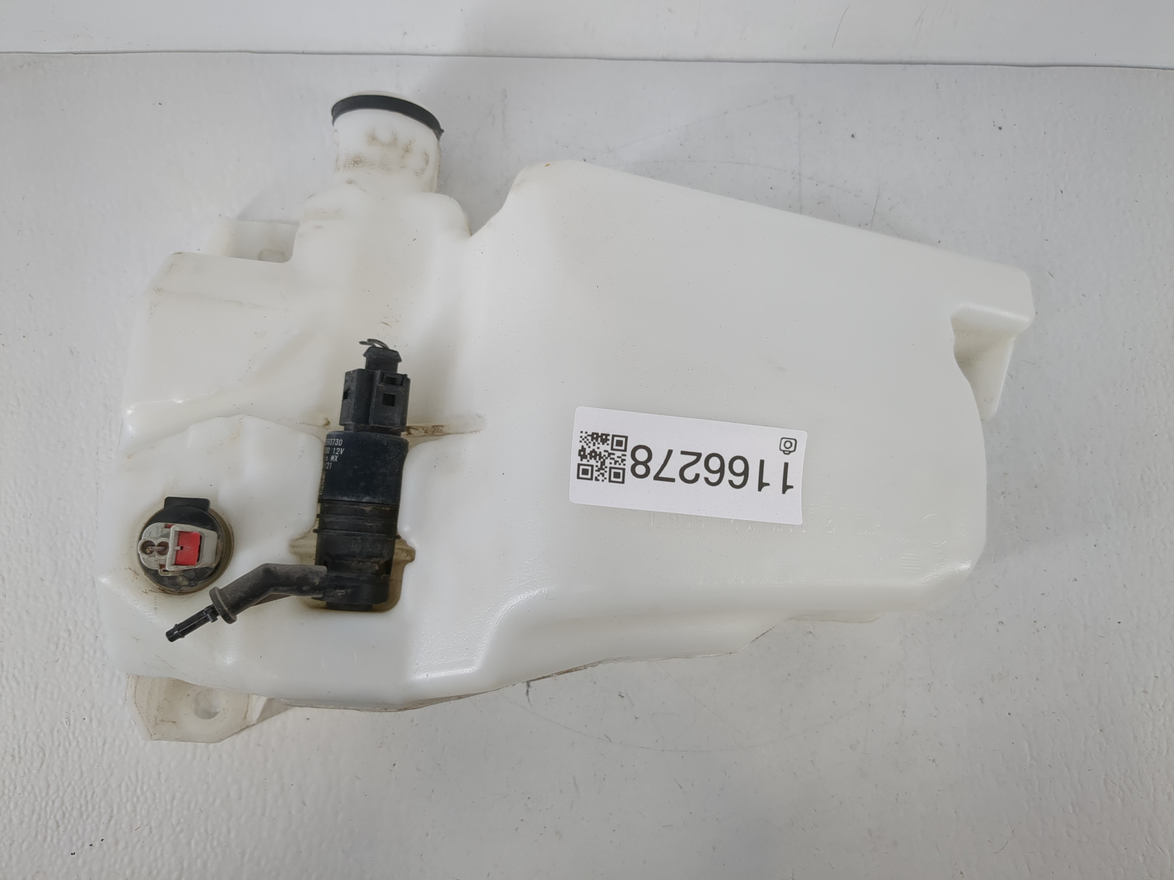 2019 Chevrolet Silverado 1500 Windshield Washer Fluid Reservoir Bottle Oem 1166278 - Oemusedautoparts1.com