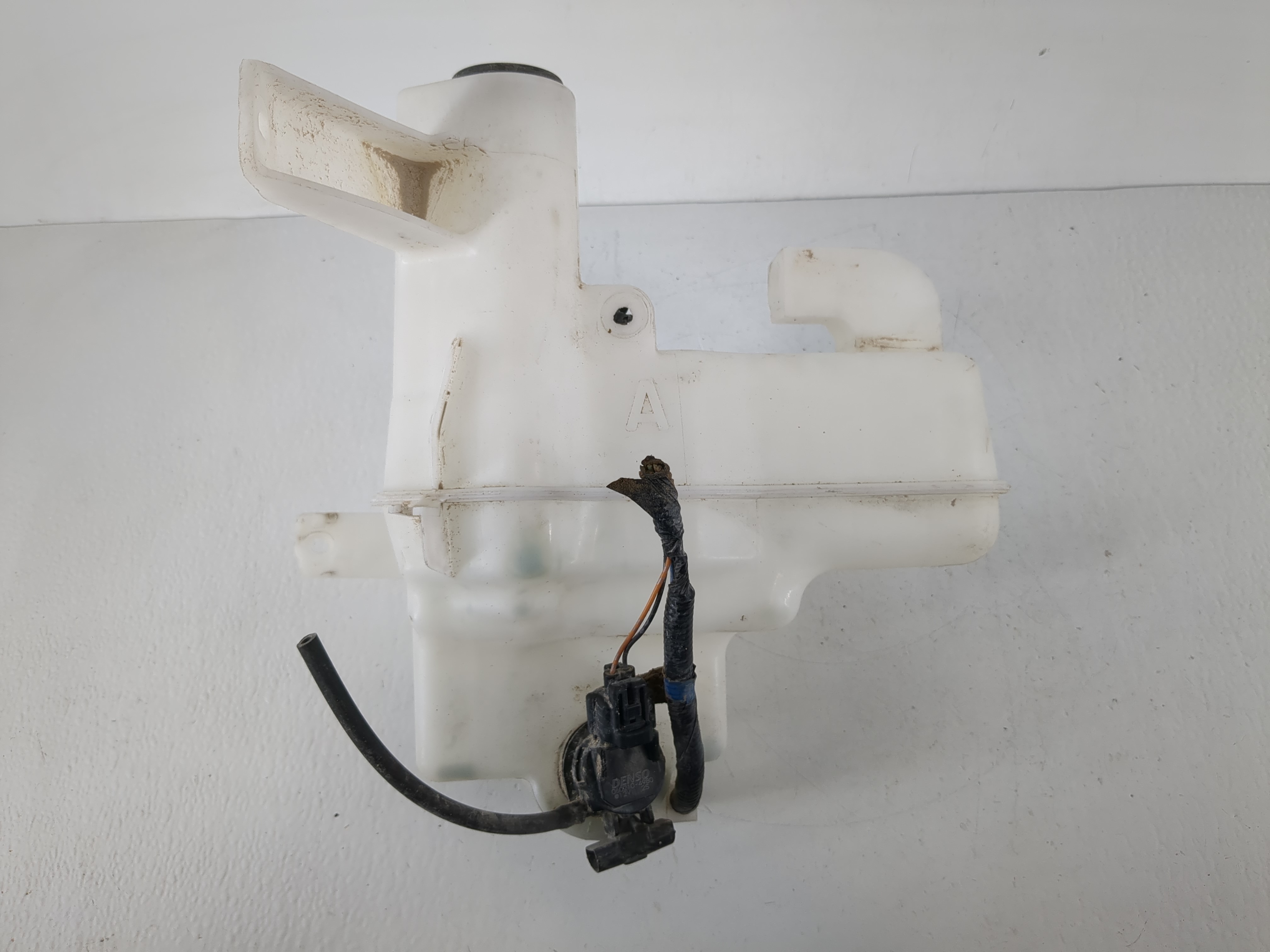 2012-2015 Honda Civic Windshield Washer Fluid Reservoir Bottle Oem 1166286 - Oemusedautoparts1.com