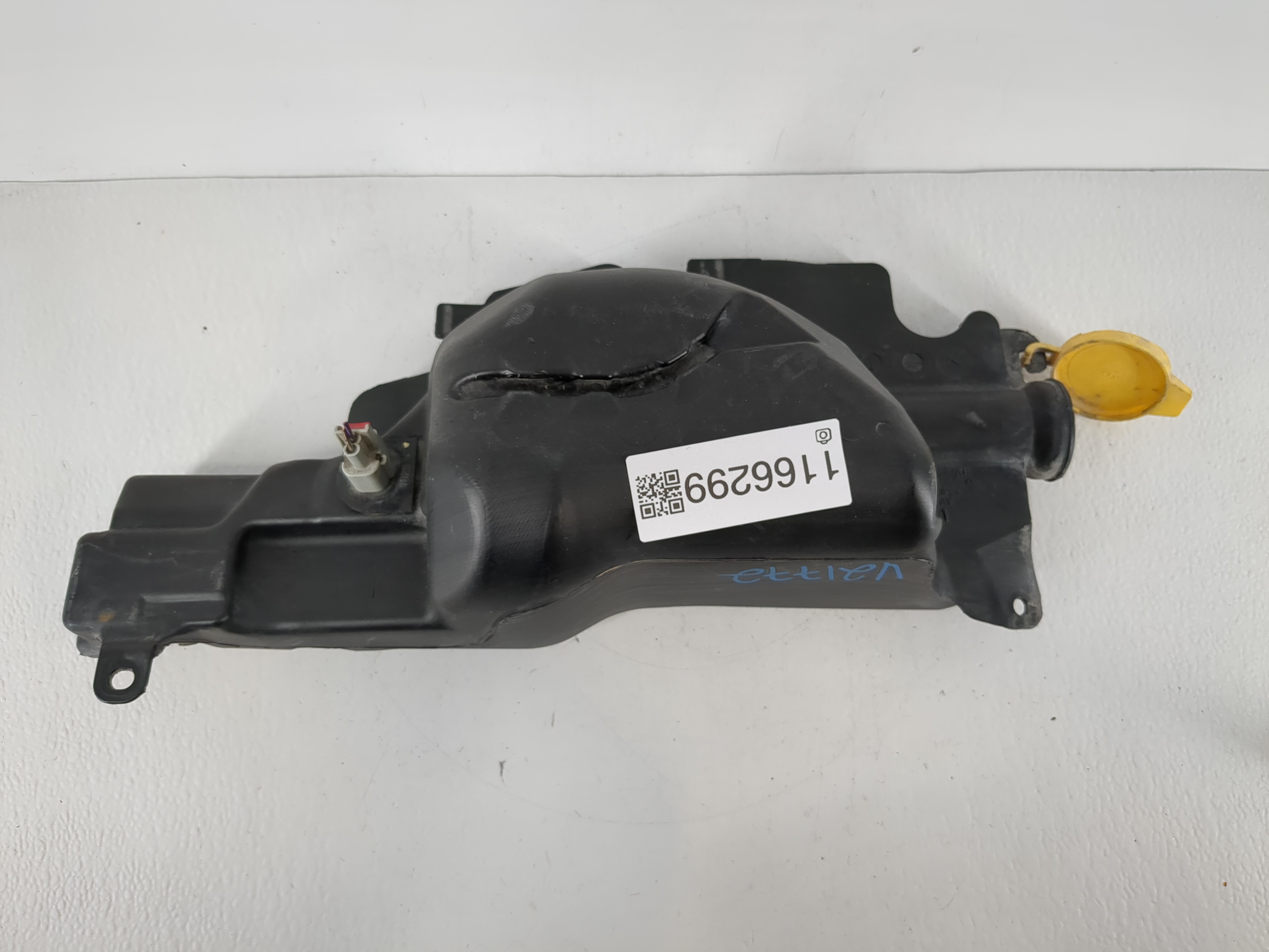 Dodge Ram 1500 Windshield Washer Fluid Reservoir Bottle Oem 1166299 - Oemusedautoparts1.com