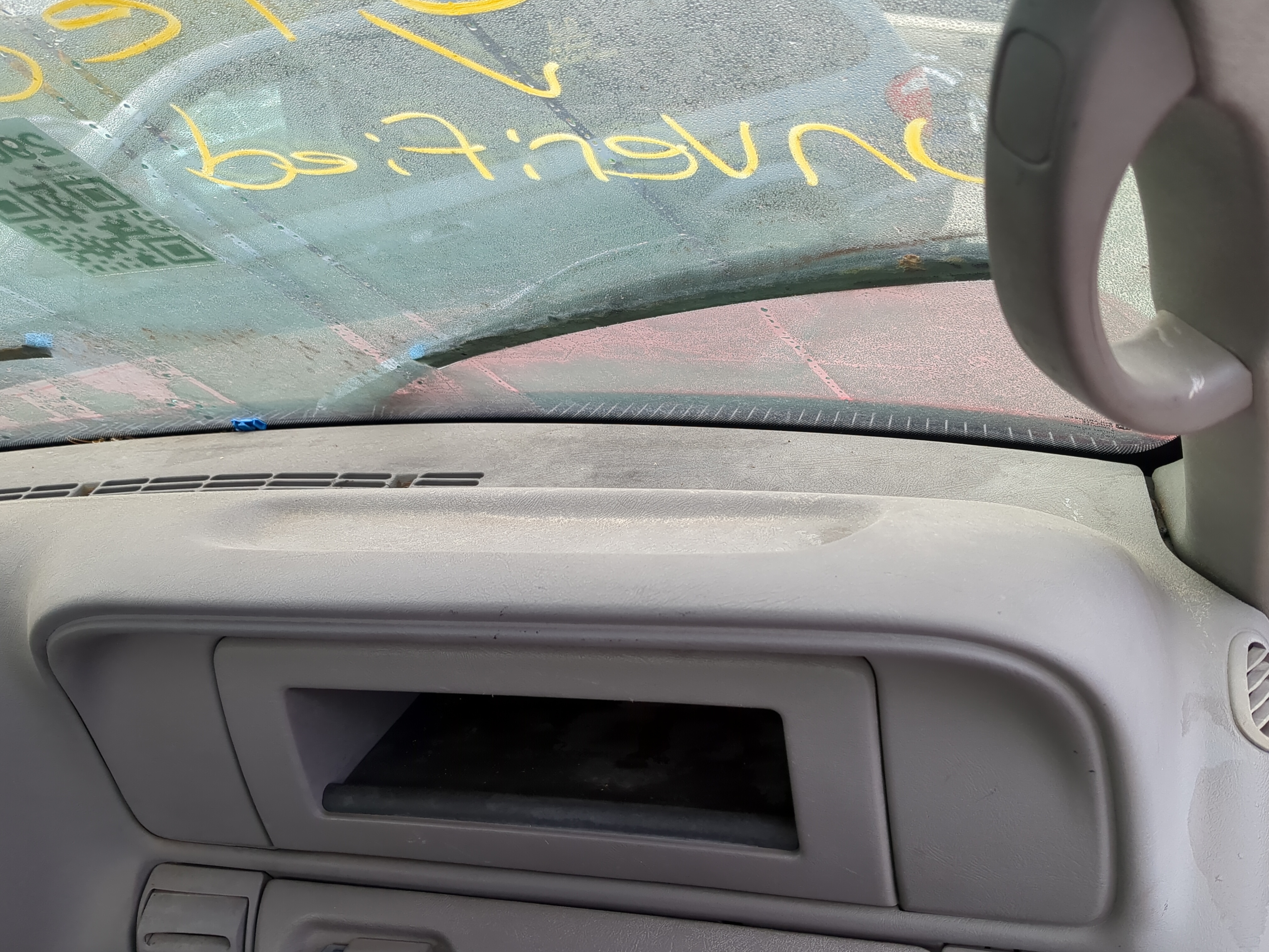 Picture of 1998 Chevrolet K3500 Air Bag Passenger Right Dashboard Oem 1166341