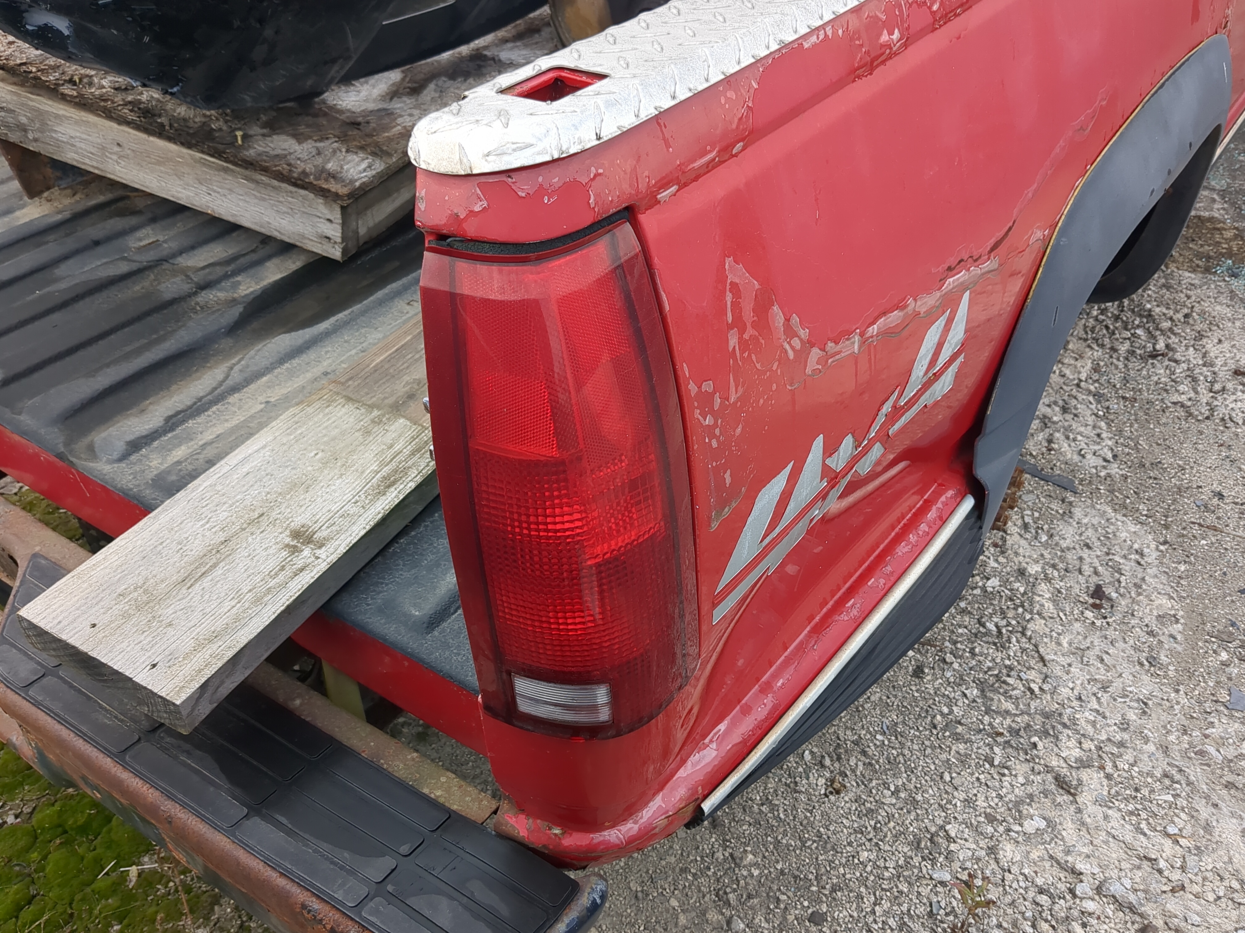 Picture of 1998 Chevrolet K3500 Passenger Right Side Tail Light Taillight Oem 1166366