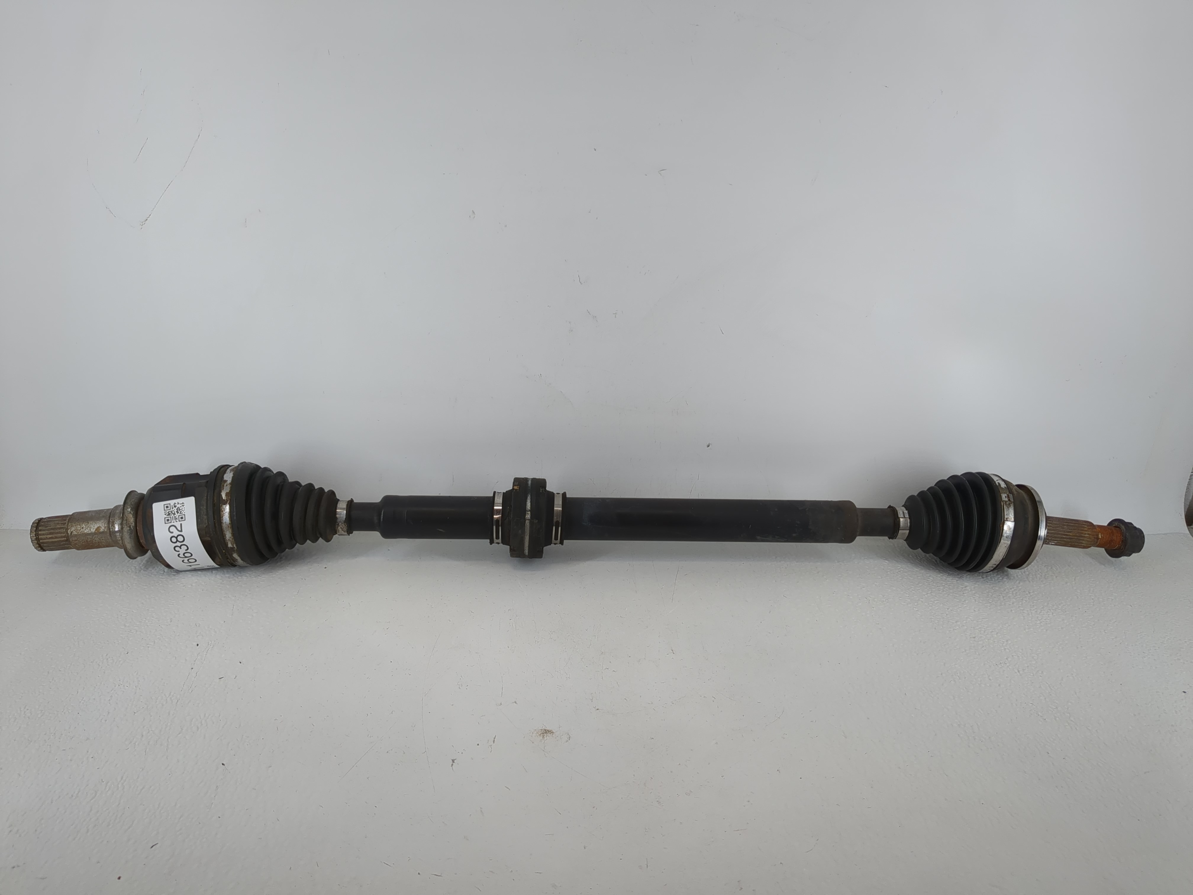 2010-2015 Toyota Prius Axle Shaft Front Driver Cv C/v 1166382 - Oemusedautoparts1.com