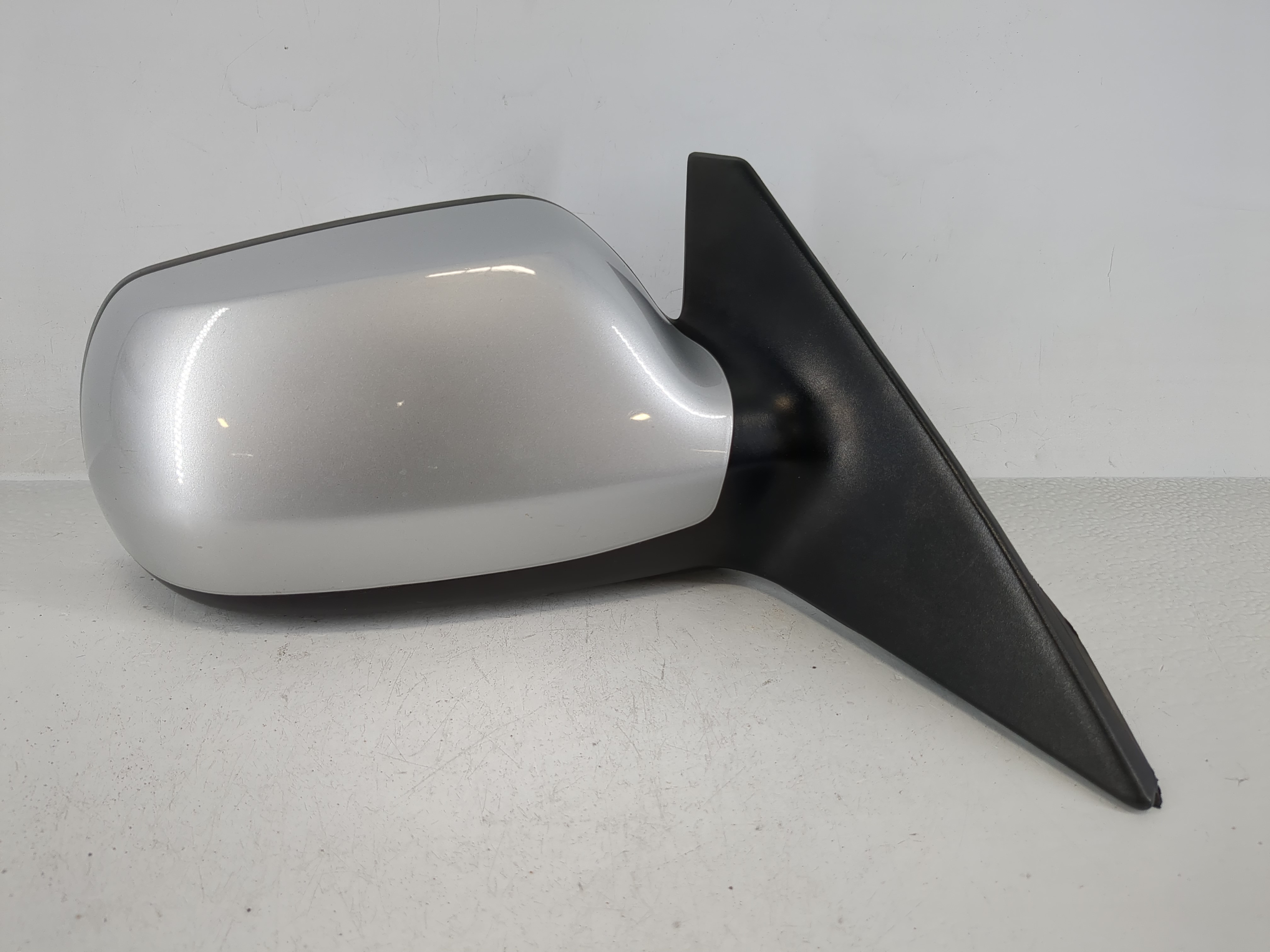 Picture of 2003-2008 Mazda 6 Passenger Right Side View Power Door Mirror Silver 1166392