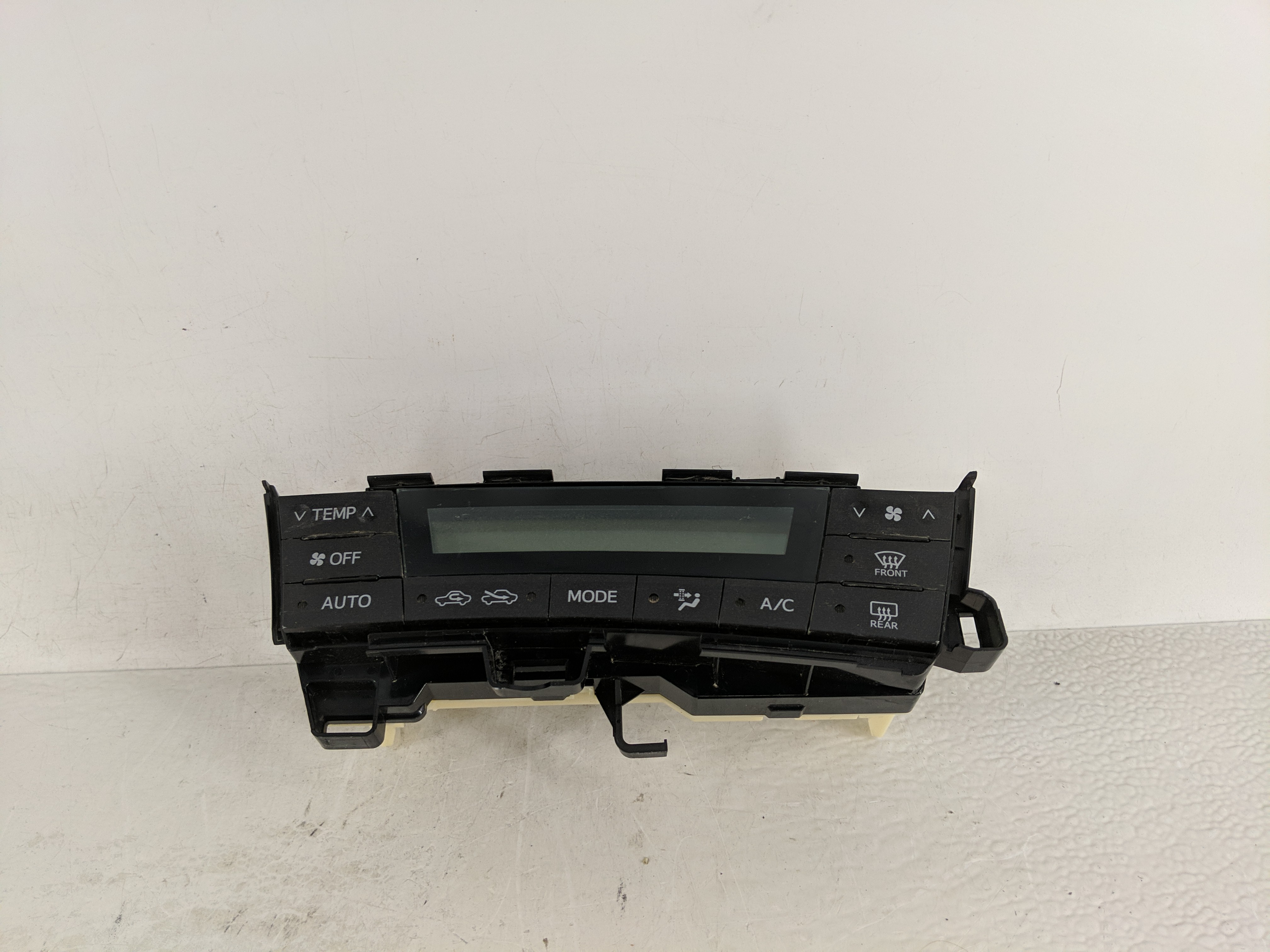 Picture of 2010-2011 Toyota Prius Ac Heater Climate Control 75d726 1166443