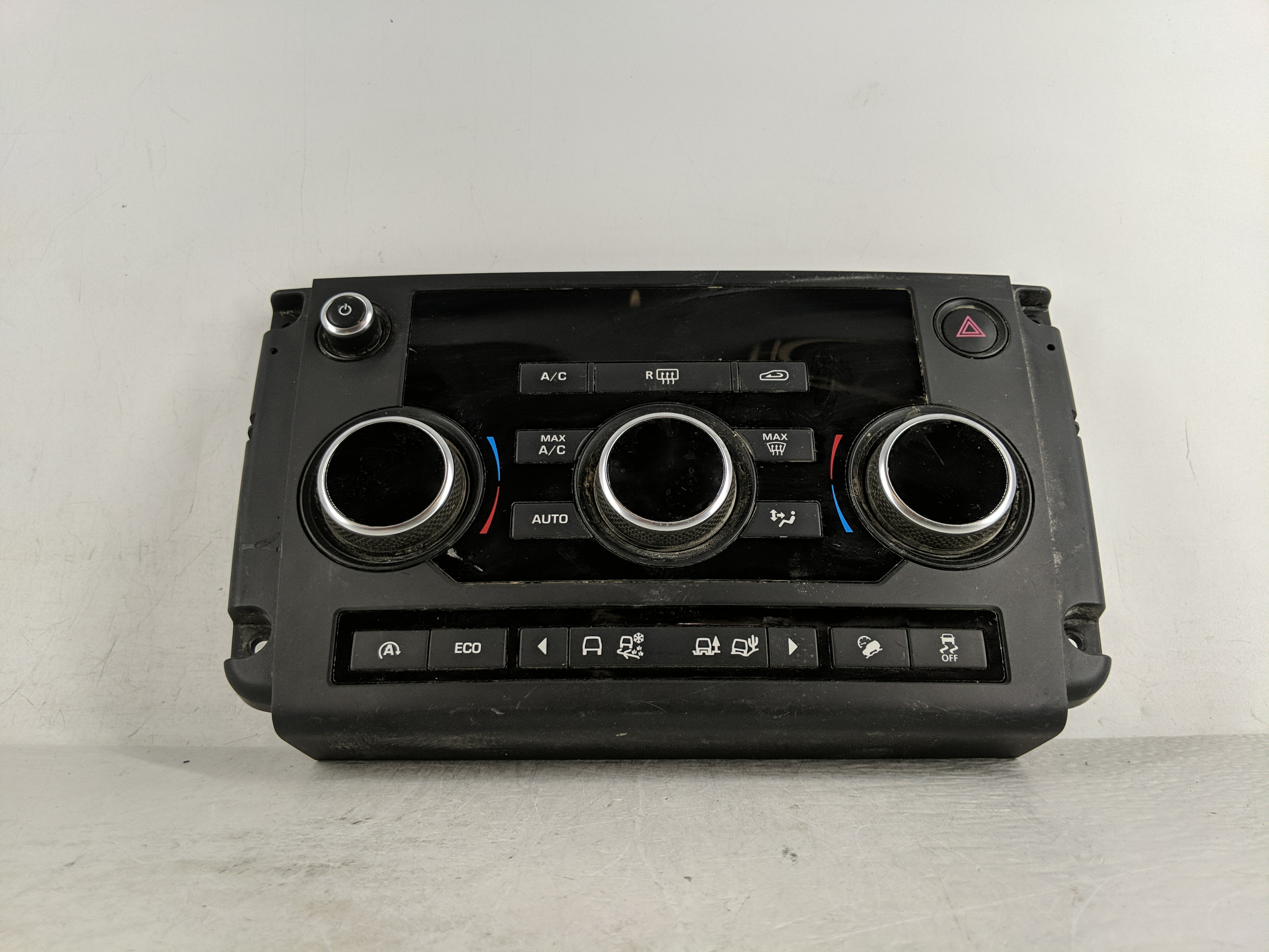 Picture of 2017 Land Rover Discovery Sport Ac Heater Climate Control Temperature Oem 1166472