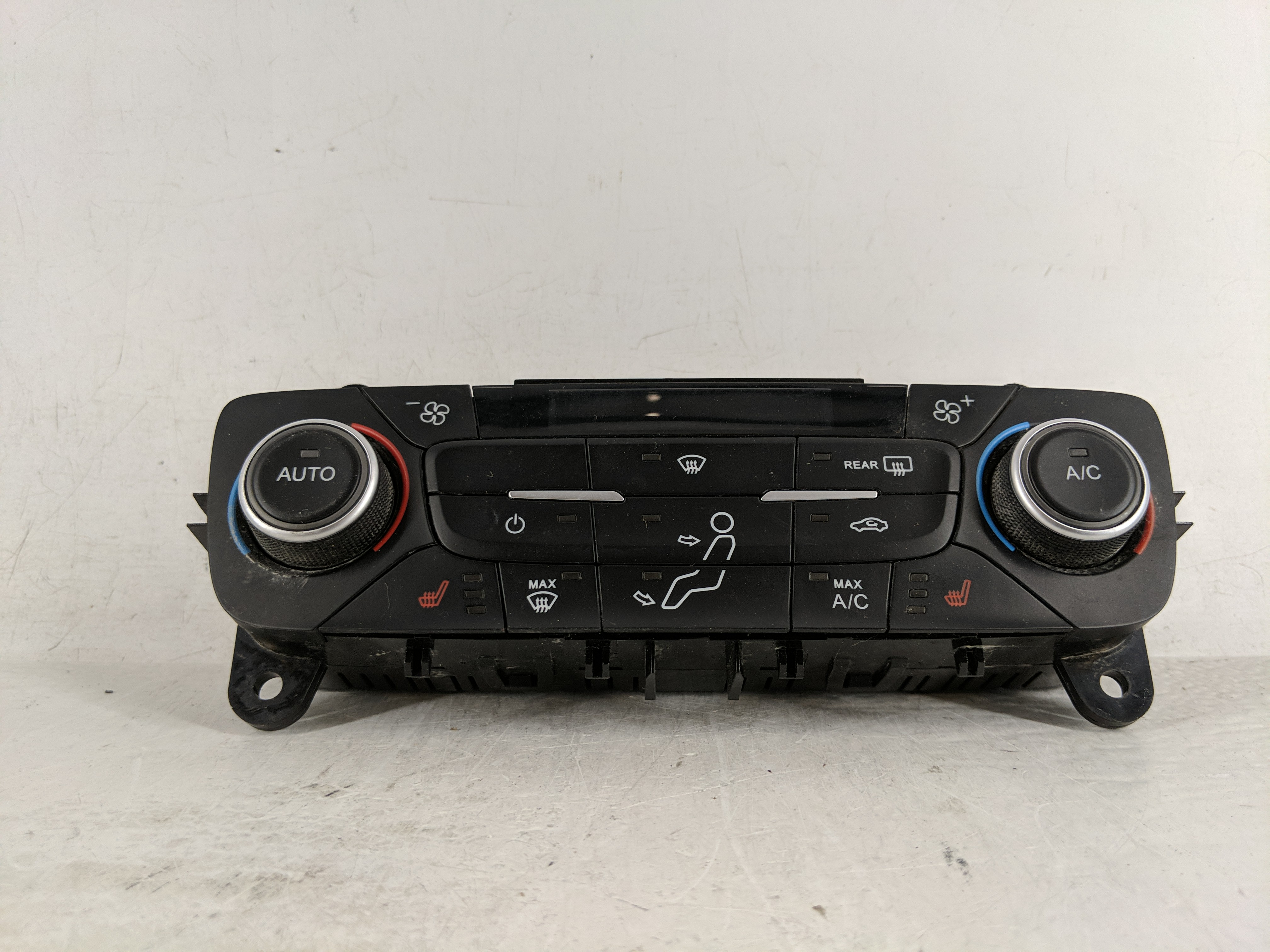 Picture of 2018-2019 Ford Escape Ac Heater Roof Climate Control Gj5t-18c612-ck 1166476