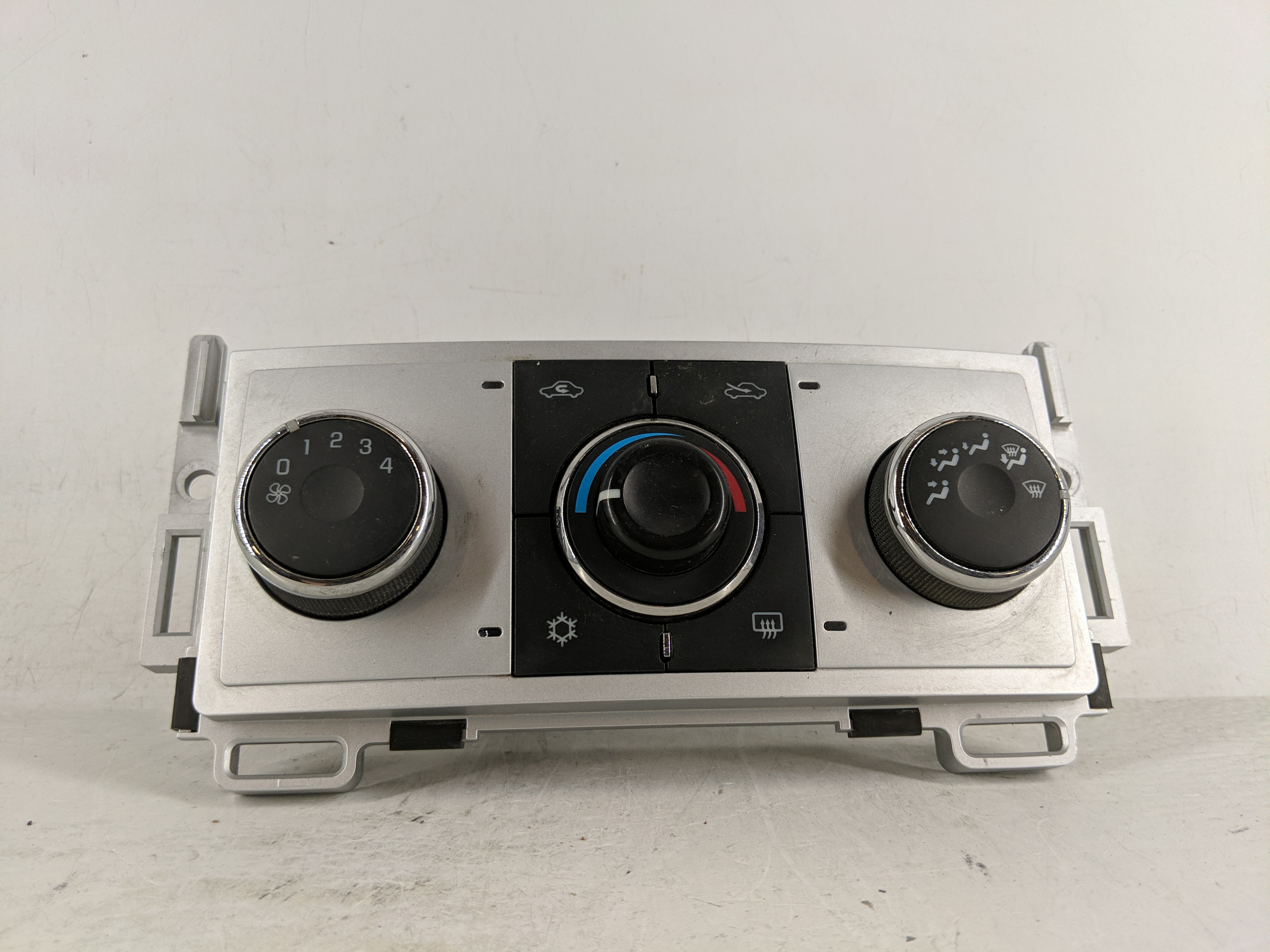 Picture of 2008-2012 Chevrolet Malibu Ac Heater Climate Control 28272781 1166505