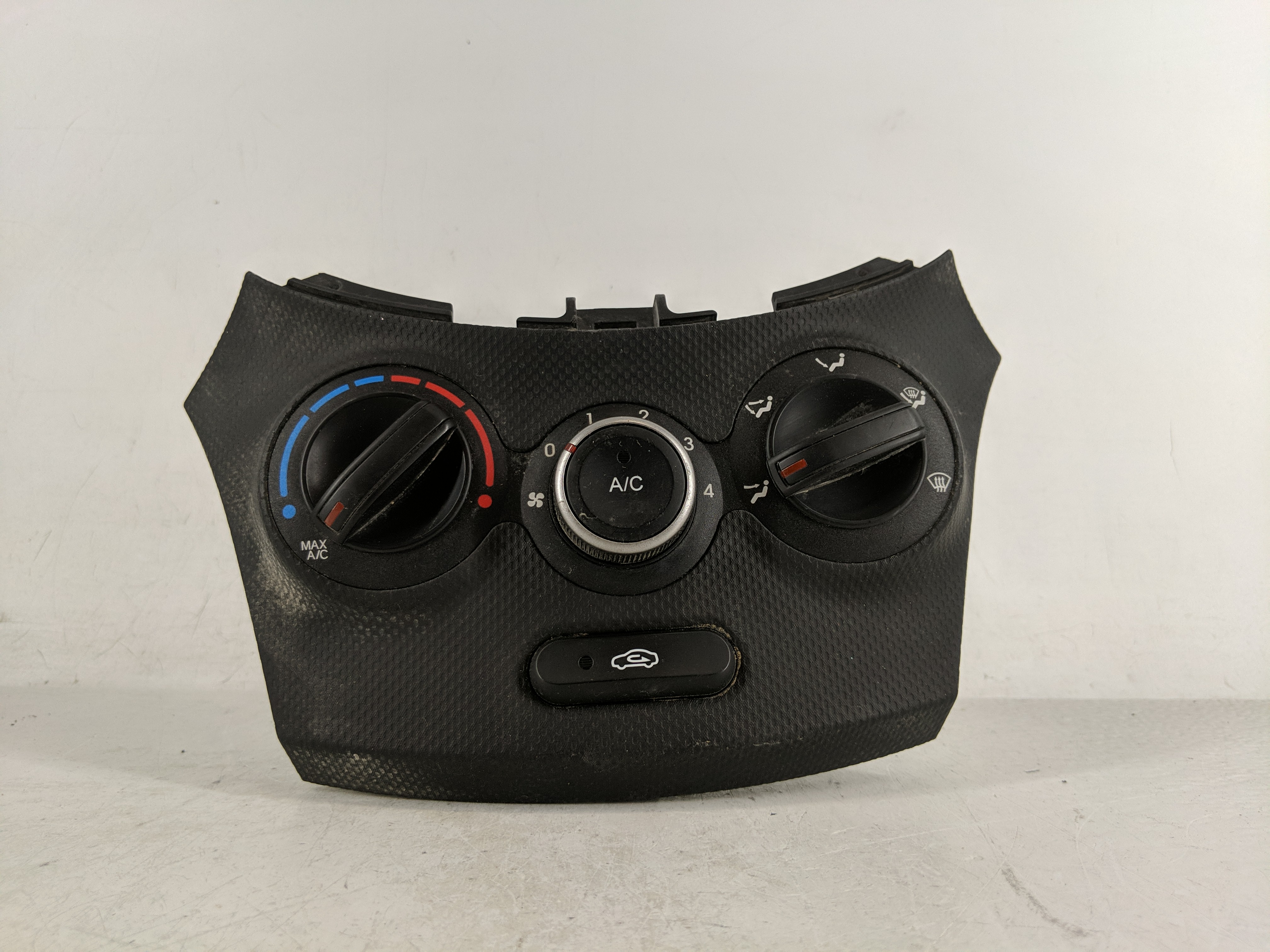 Picture of 2015-2017 Hyundai Accent Ac Heater Climate Control 1166507