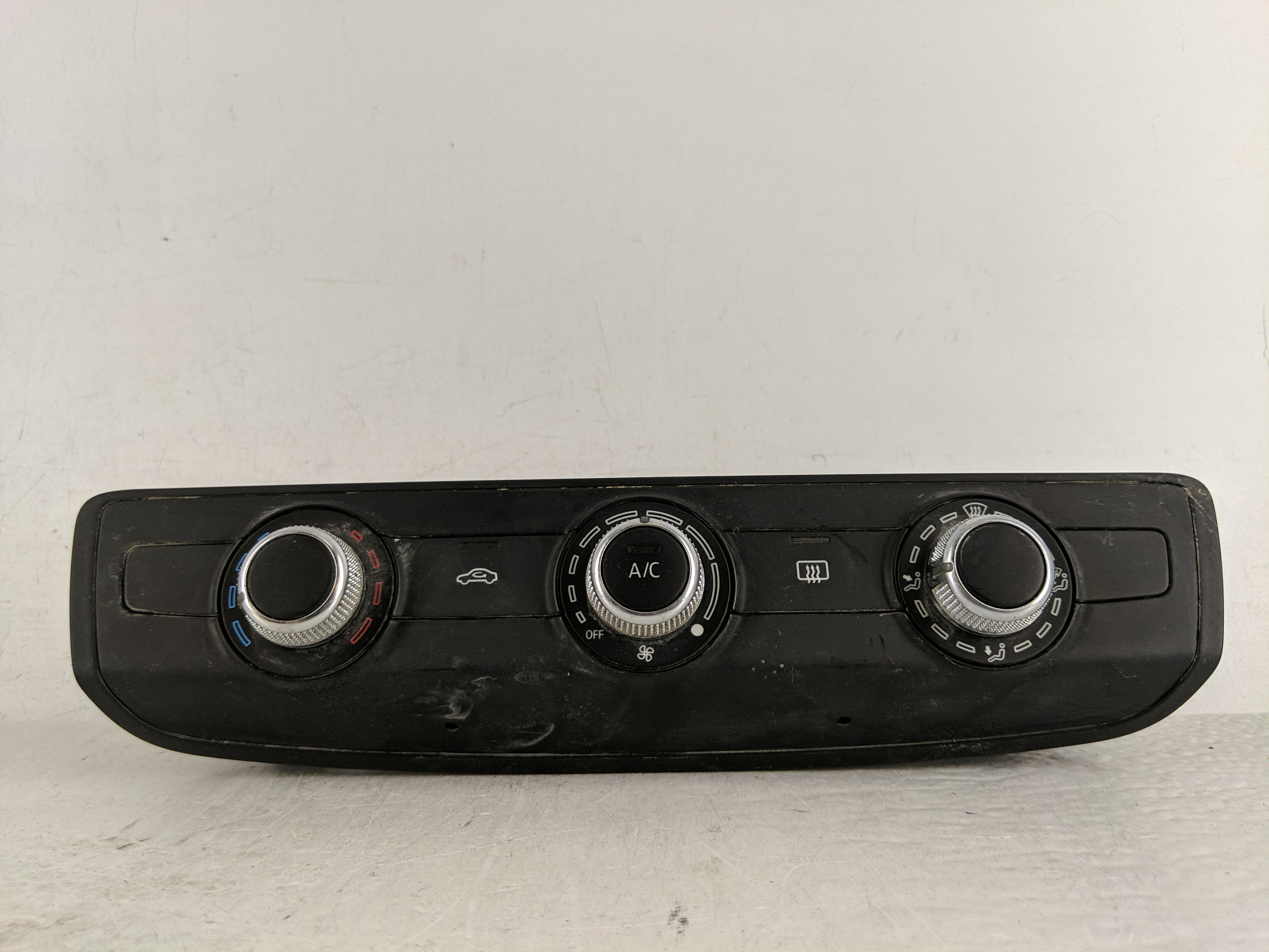 Picture of 2015-2018 Audi A3 Ac Heater Climate Control 8v0 820 047 D 1166512