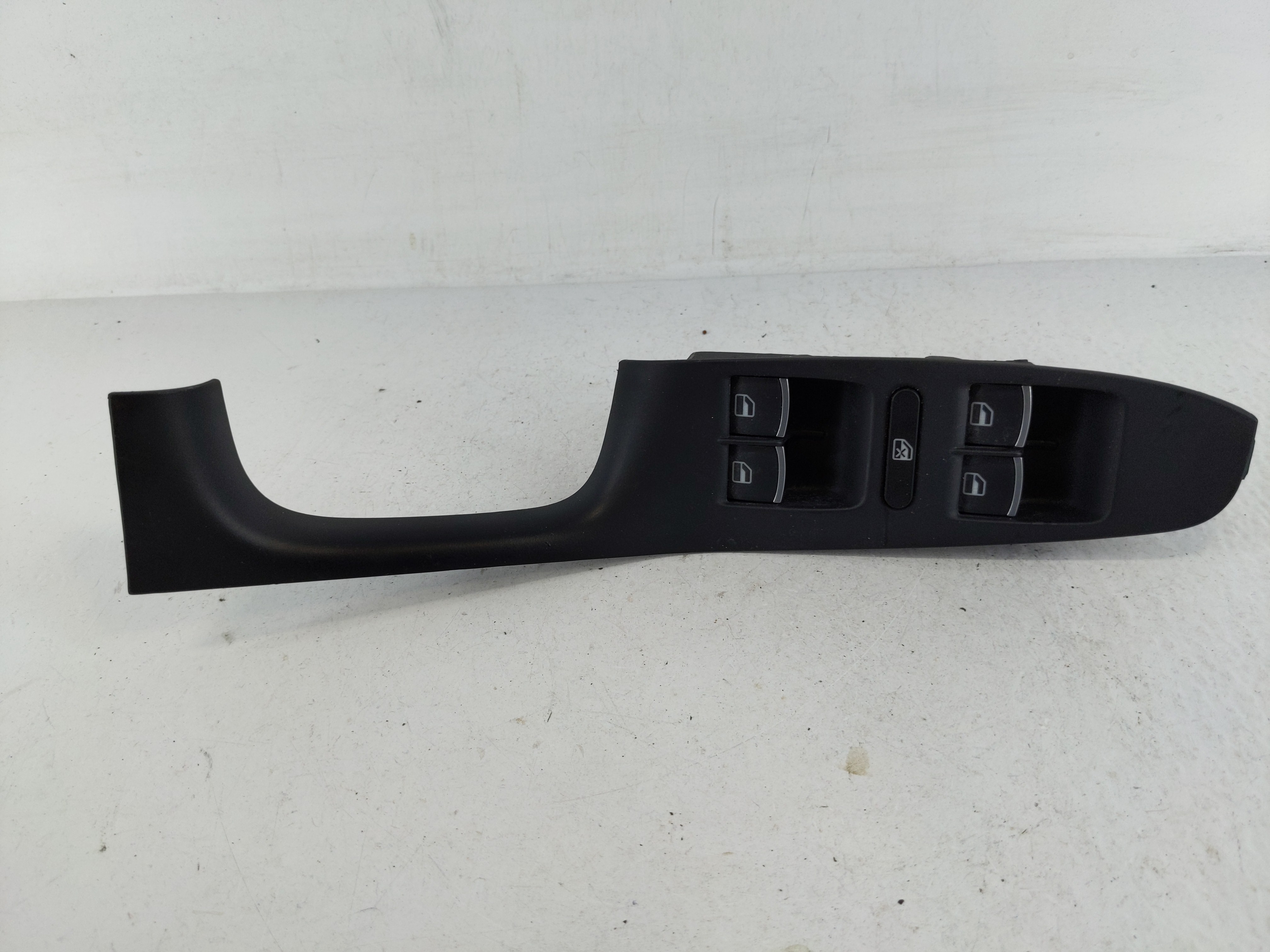2012-2020 Volkswagen Passat Driver Left Door Master Power Window Switch 1166522 - Oemusedautoparts1.com