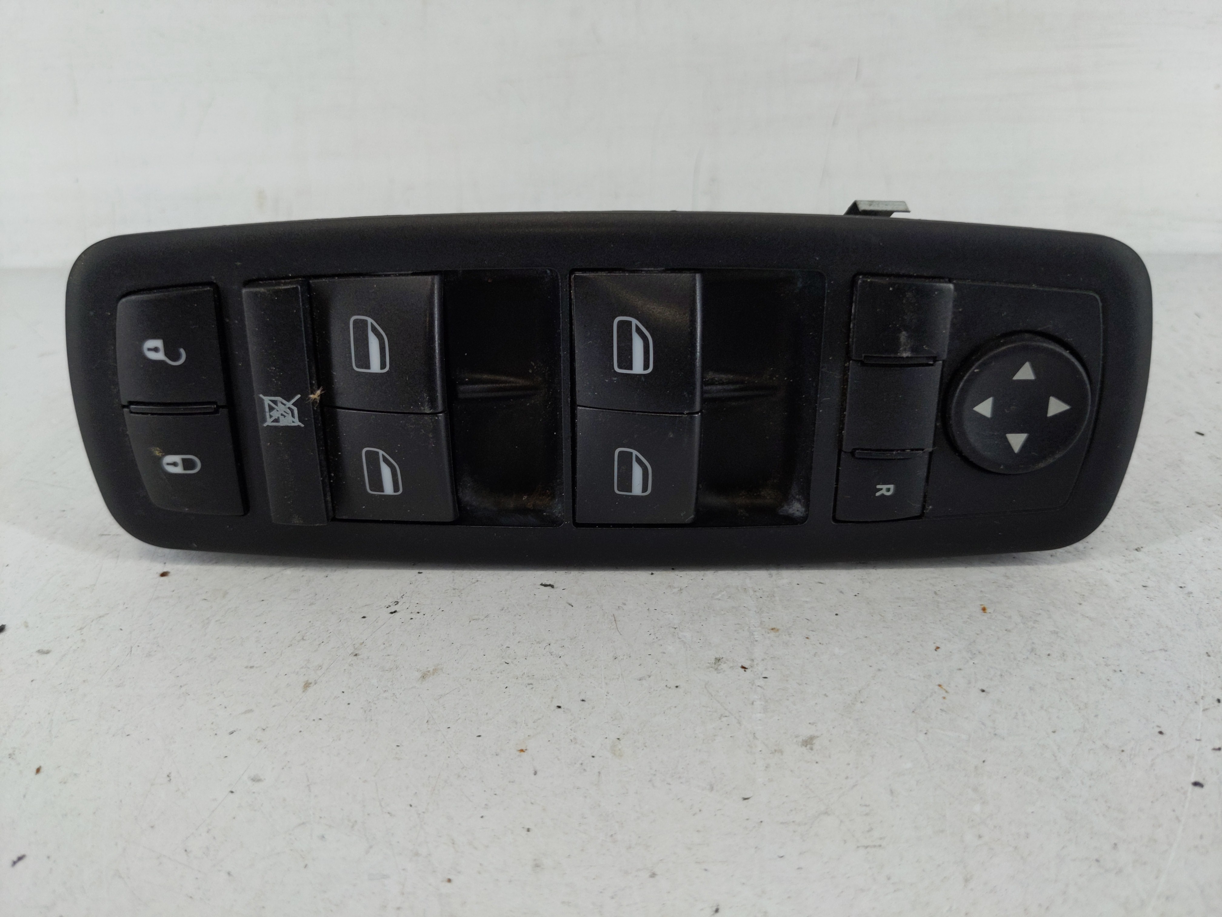 2008-2012 Jeep Liberty Driver Left Door Master Power Window Switch 1166536 - Oemusedautoparts1.com