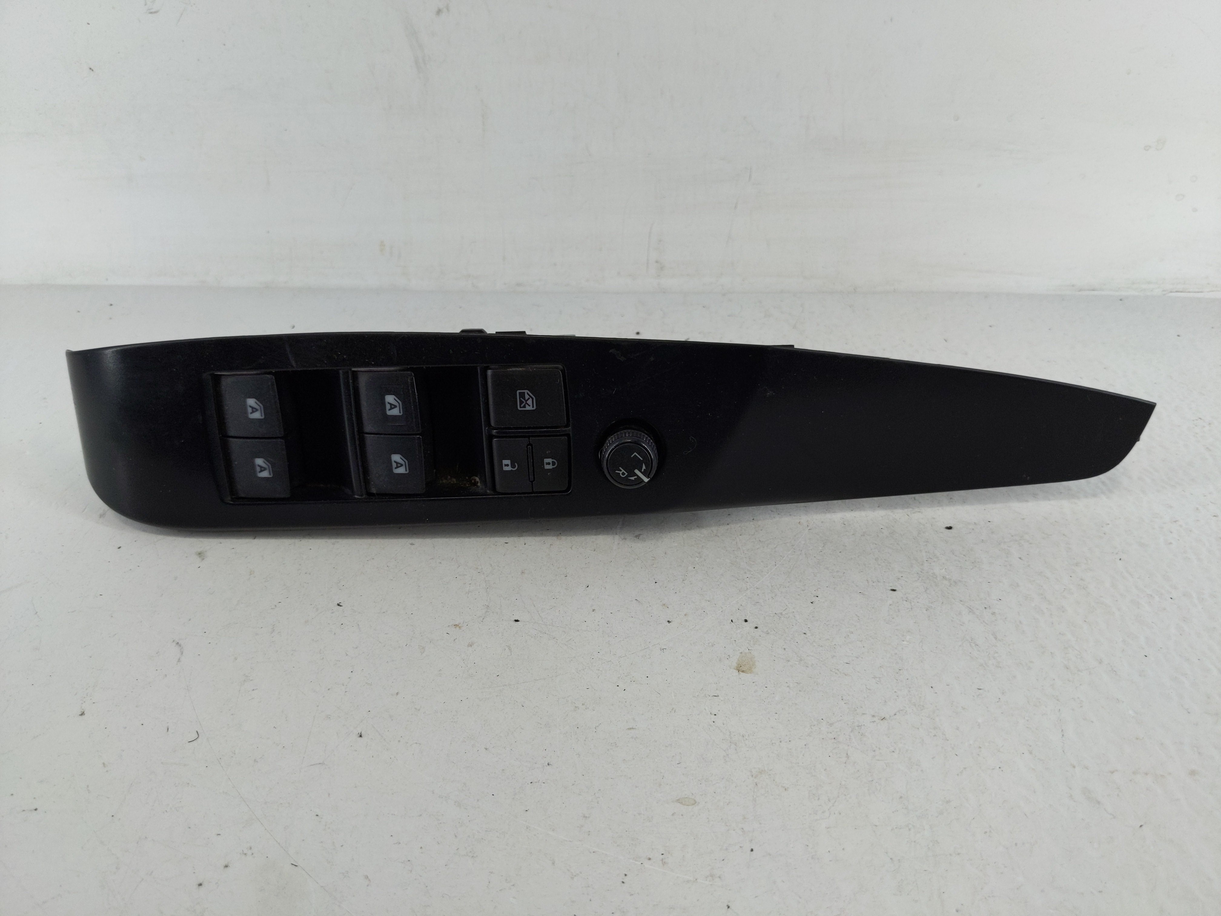 2018-2022 Toyota Camry Driver Left Door Master Power Window Switch 1166542 - Oemusedautoparts1.com