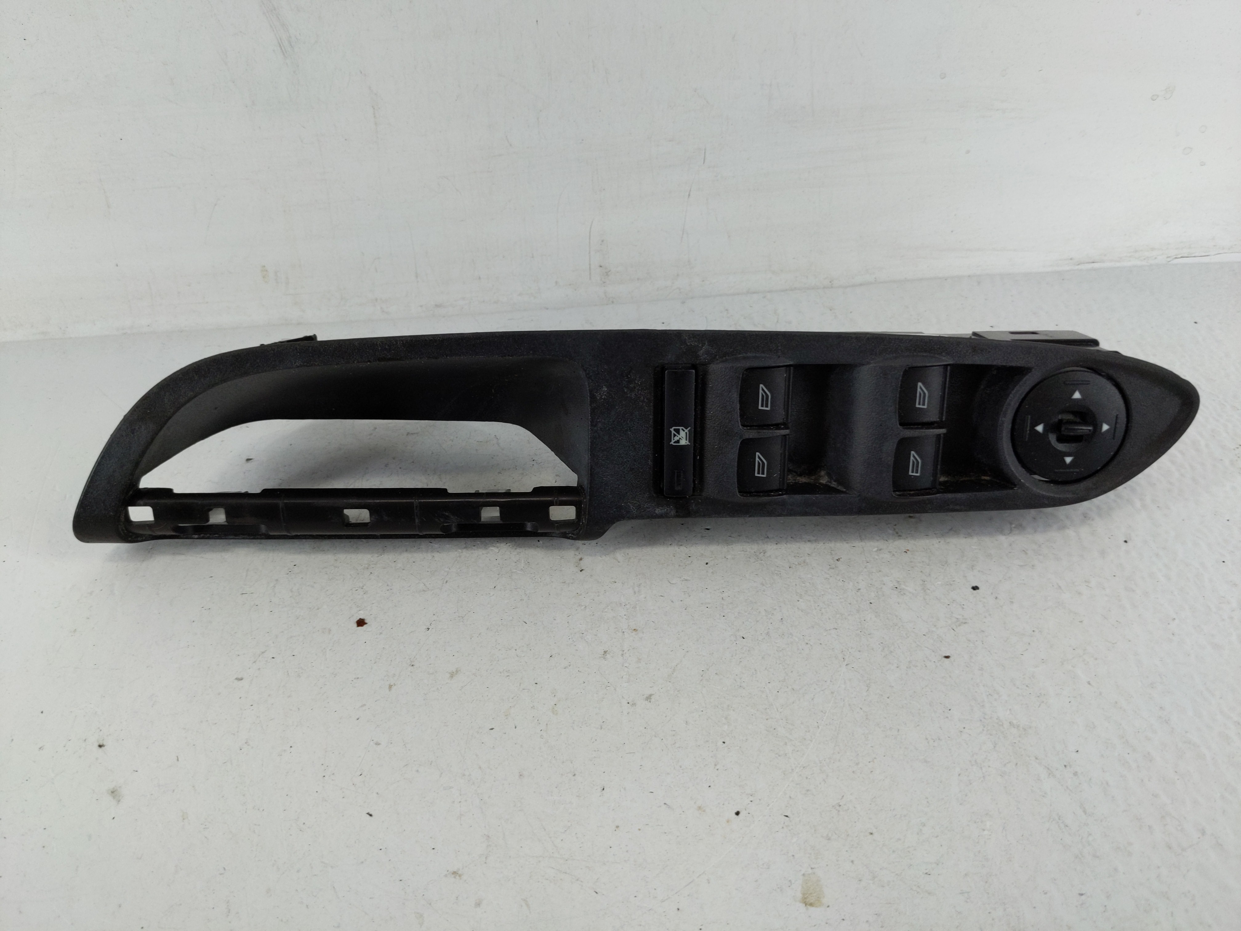 2013-2019 Ford Escape Driver Left Door Master Power Window Switch 1166544 - Oemusedautoparts1.com
