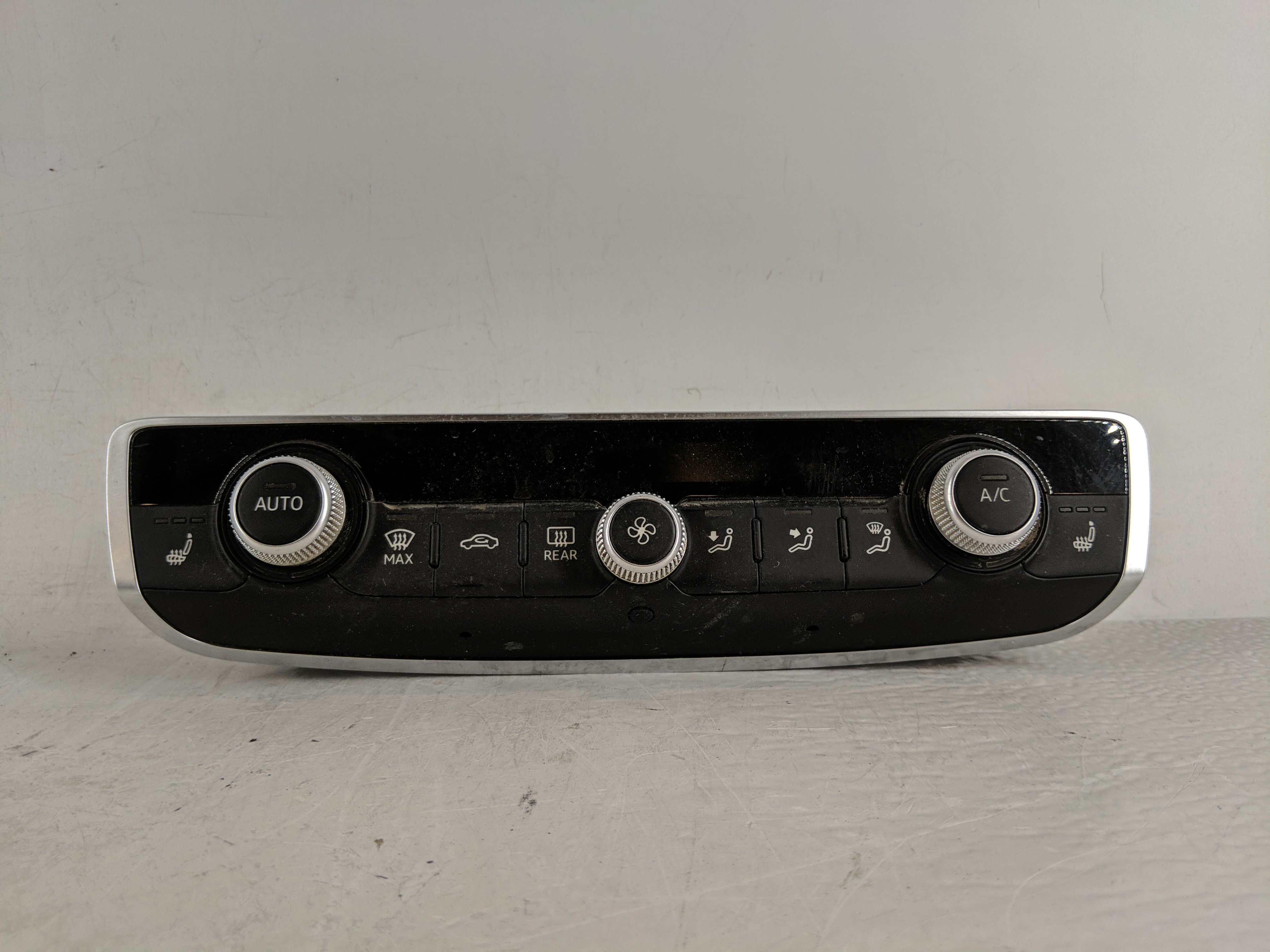 Picture of 2015-2018 Audi A3 Ac Heater Roof Climate Control 8v0 820 043 D 1166565