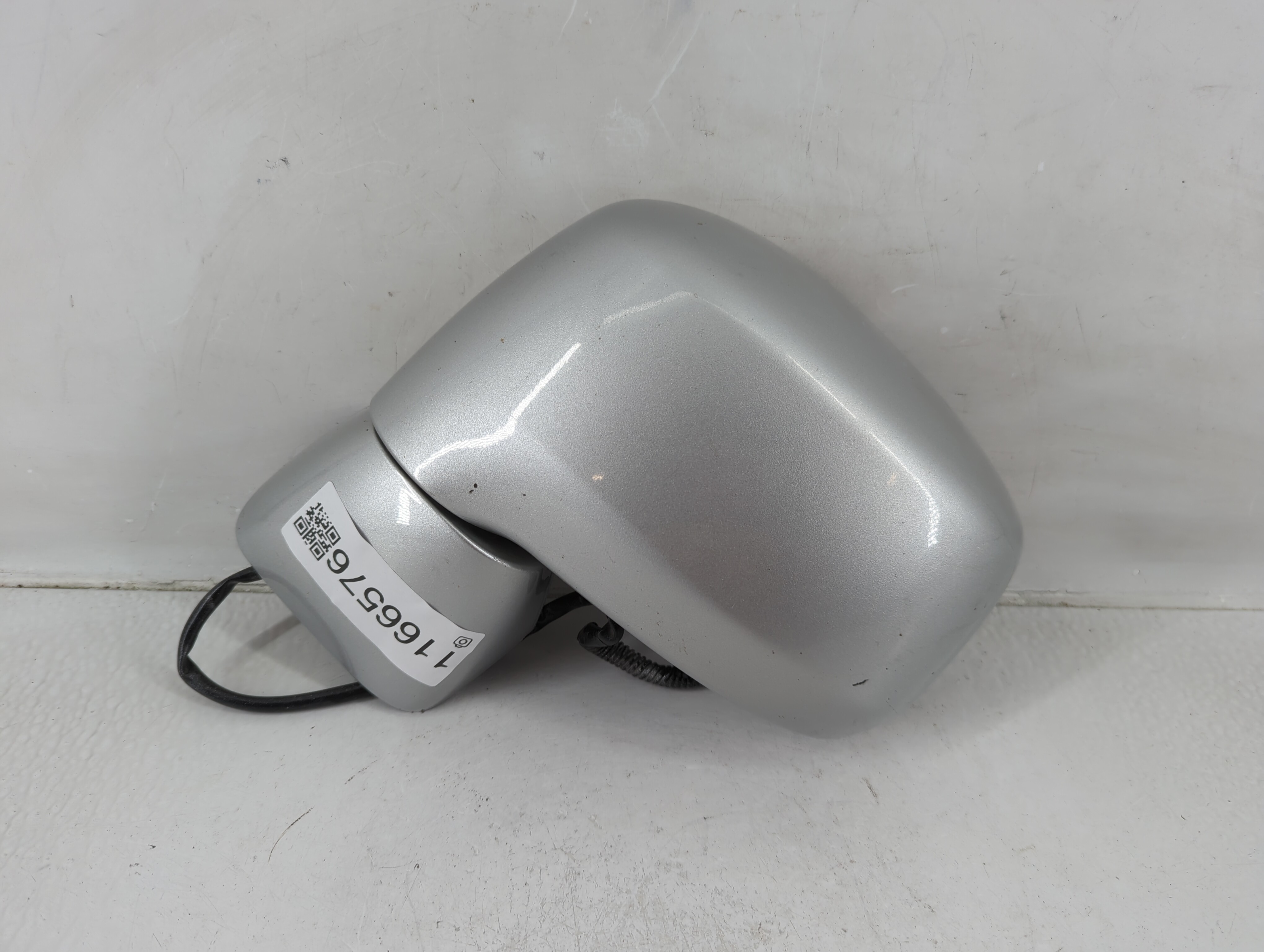 Picture of 2008-2012 Nissan Versa Driver Left Side View Power Door Mirror Silver 1166576