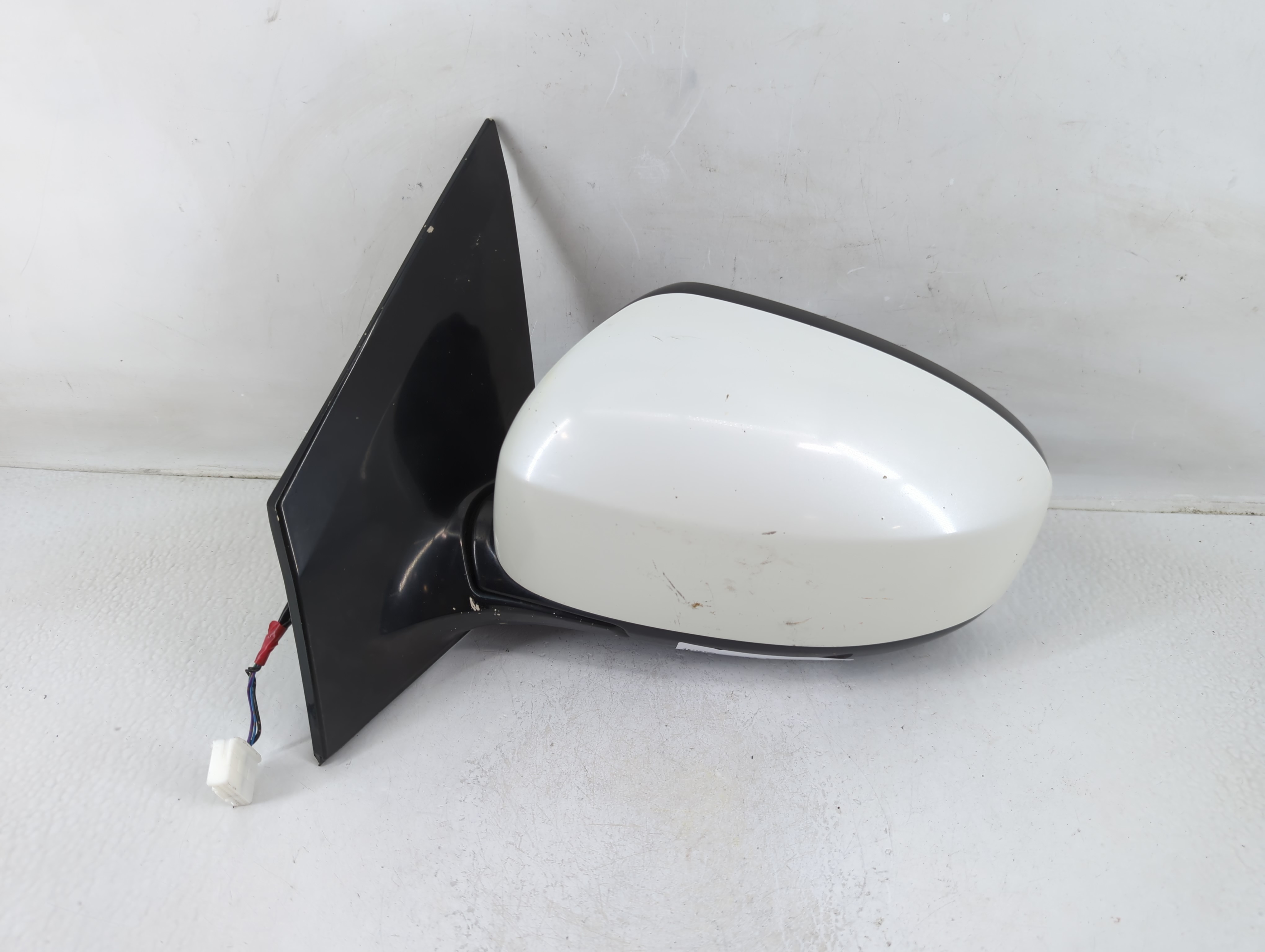 Picture of 2009-2014 Nissan Murano Driver Left Side View Power Door Mirror White 1166580