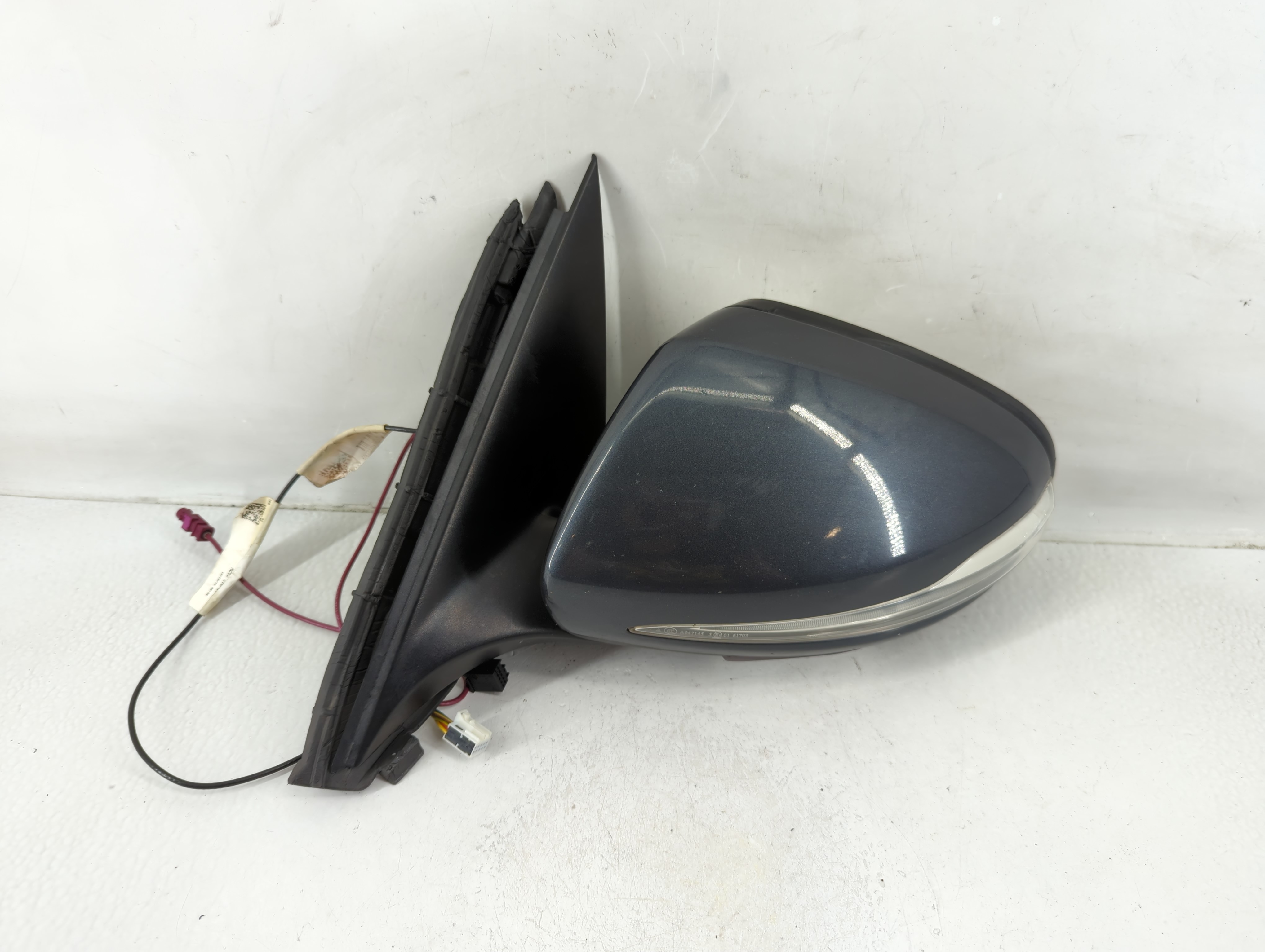 Picture of 2015-2016 Mercedes-benz C300 Driver Left Side View Power Door Mirror 1166581