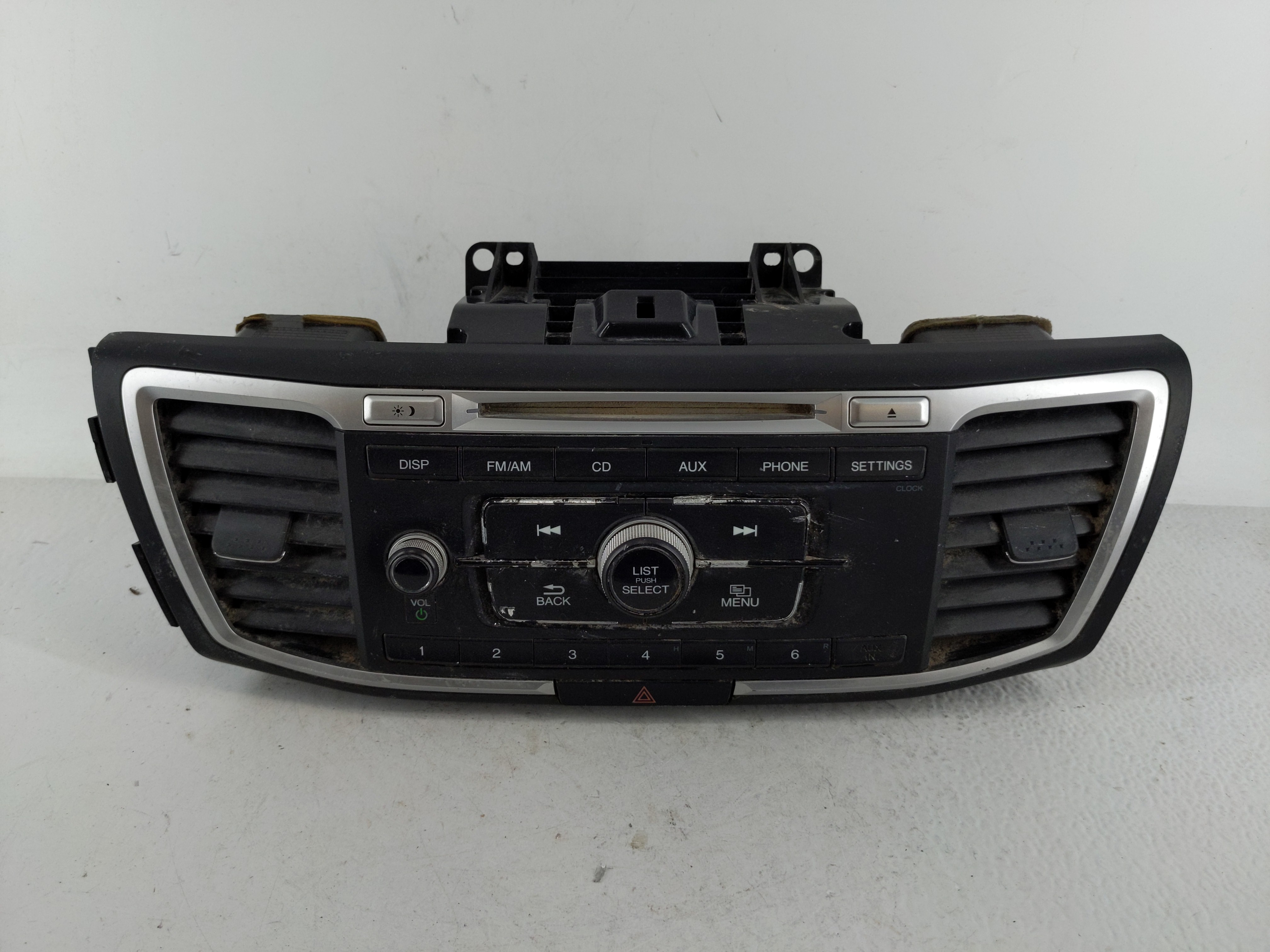 2013-2015 Honda Accord Am Fm Cd Player Radio Receiver 1166588 - Oemusedautoparts1.com