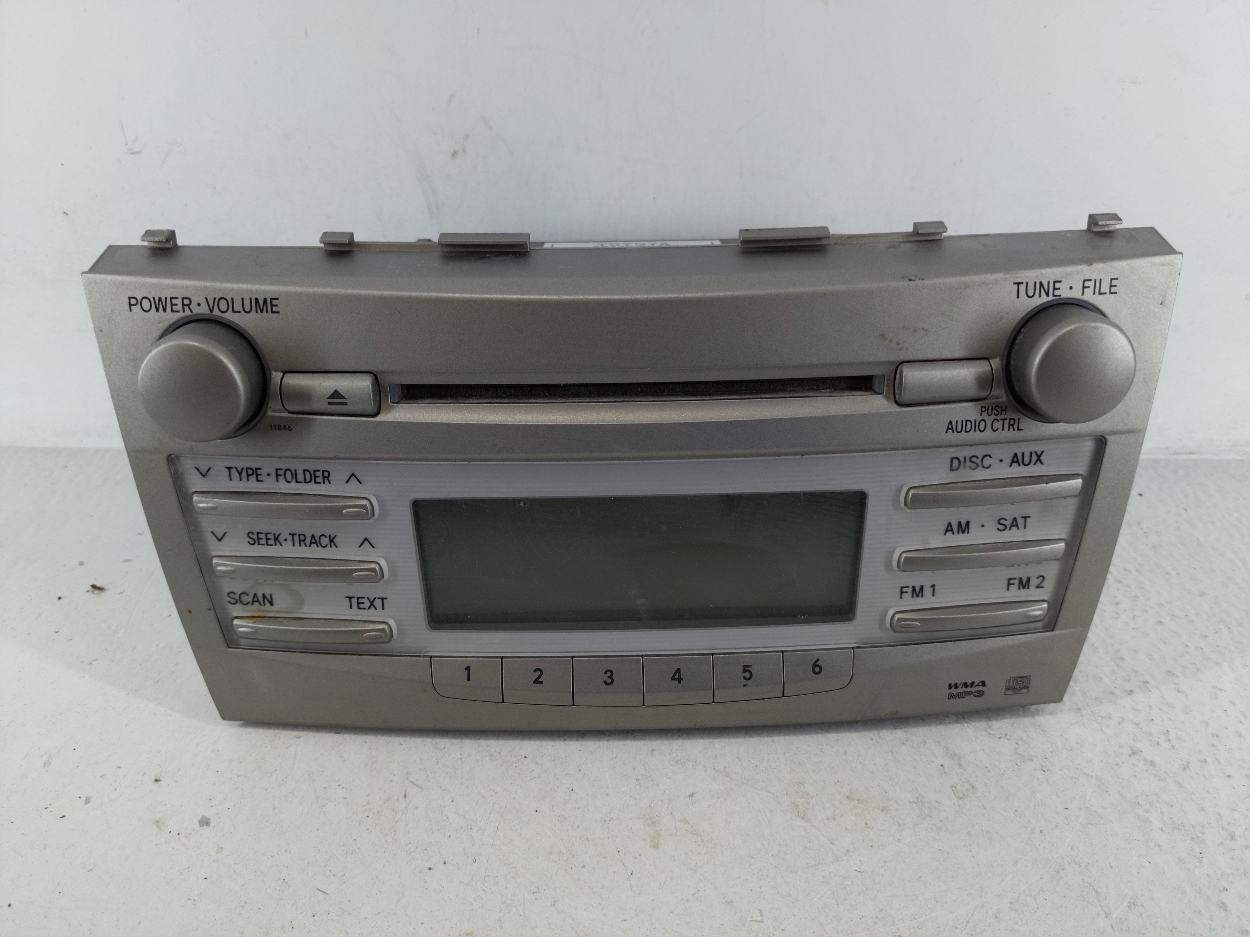 2010-2011 Toyota Camry Am Fm Cd Player Radio Receiver 1166590 - Oemusedautoparts1.com