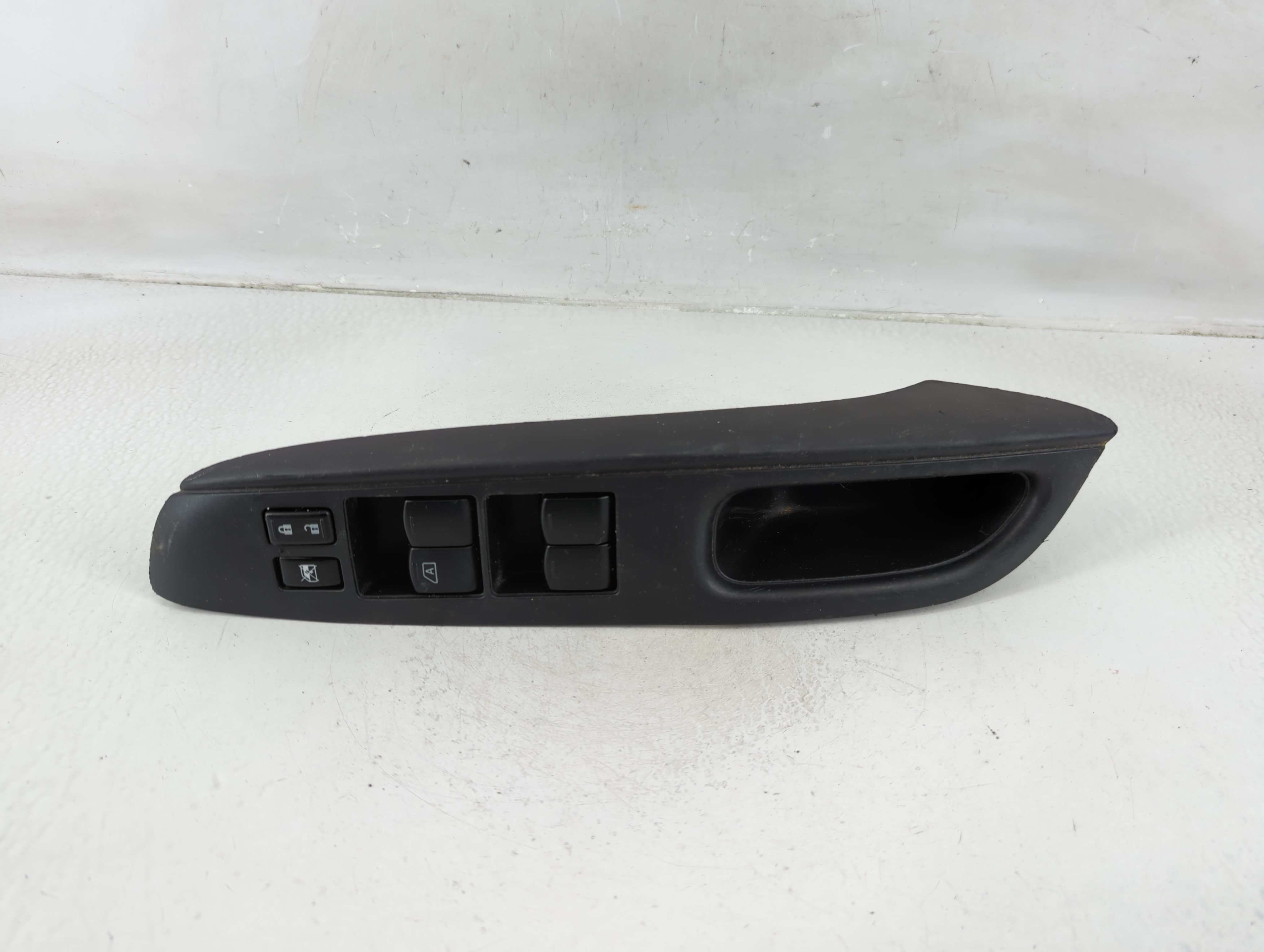 2013-2019 Nissan Sentra Driver Left Door Master Power Window Switch 1166613 - Oemusedautoparts1.com