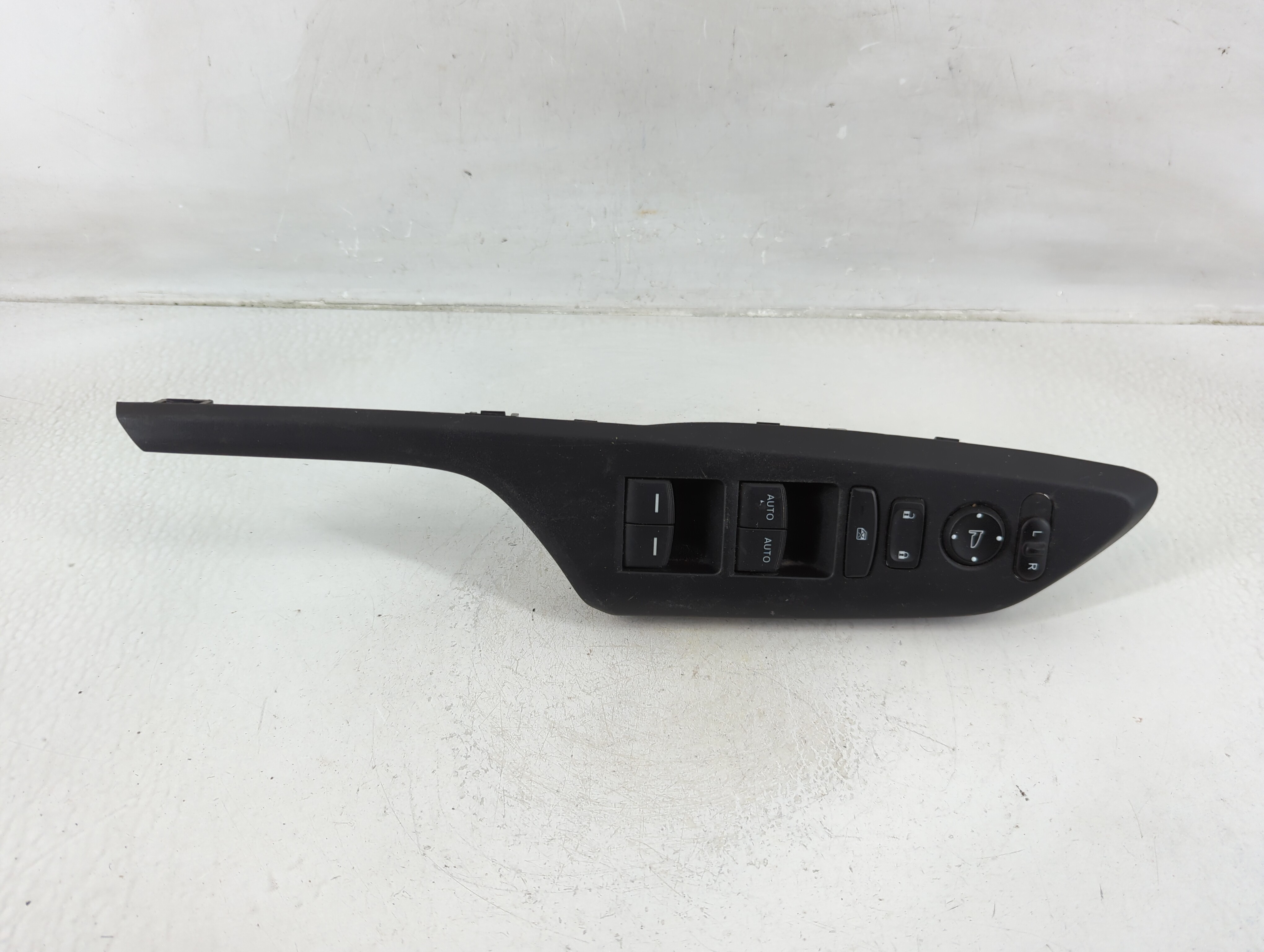 2014-2016 Honda Cr-v Driver Left Door Master Power Window Switch 1166615 - Oemusedautoparts1.com