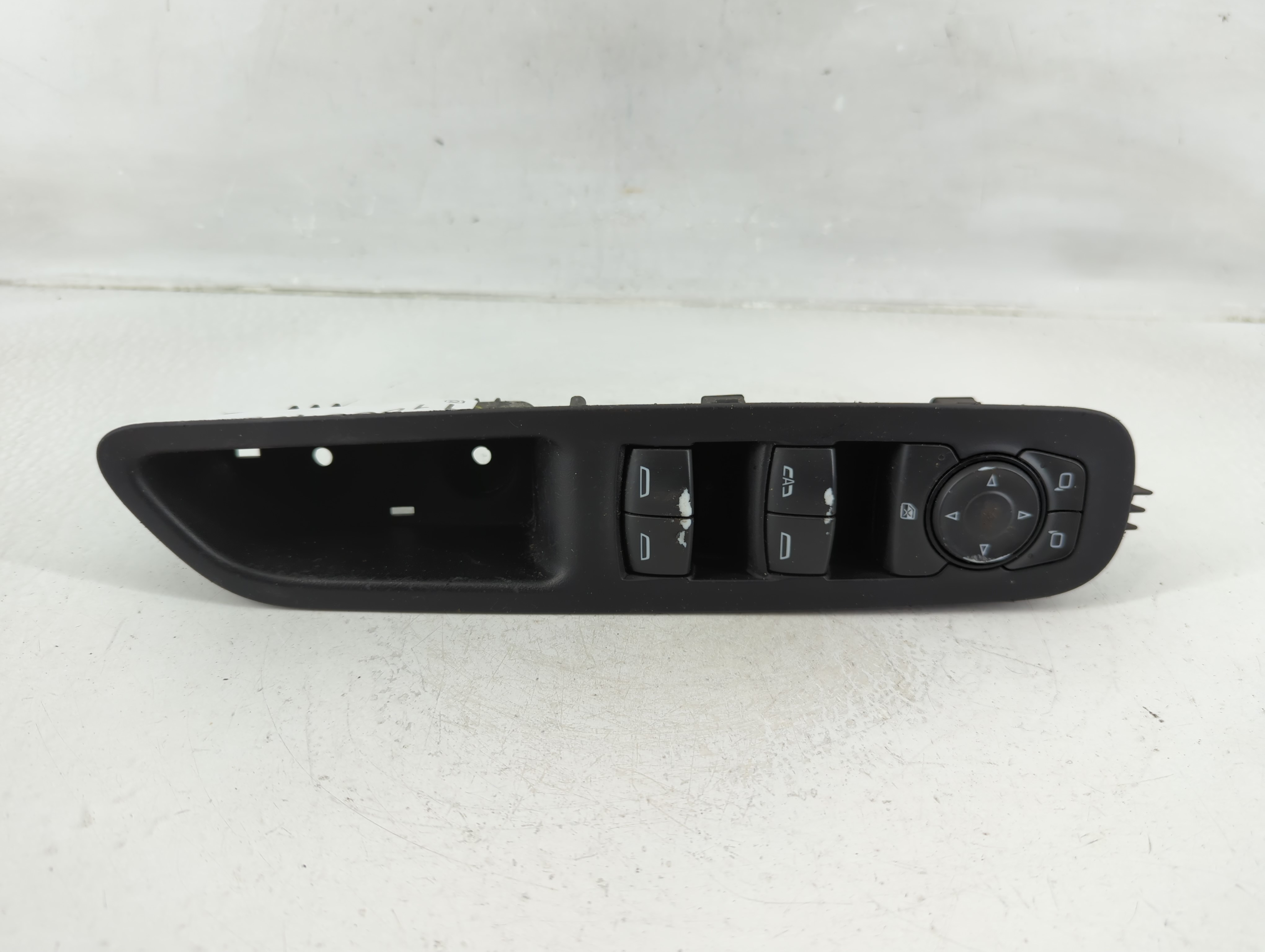 2018-2022 Chevrolet Equinox Driver Left Door Master Power Window Switch 1166646 - Oemusedautoparts1.com