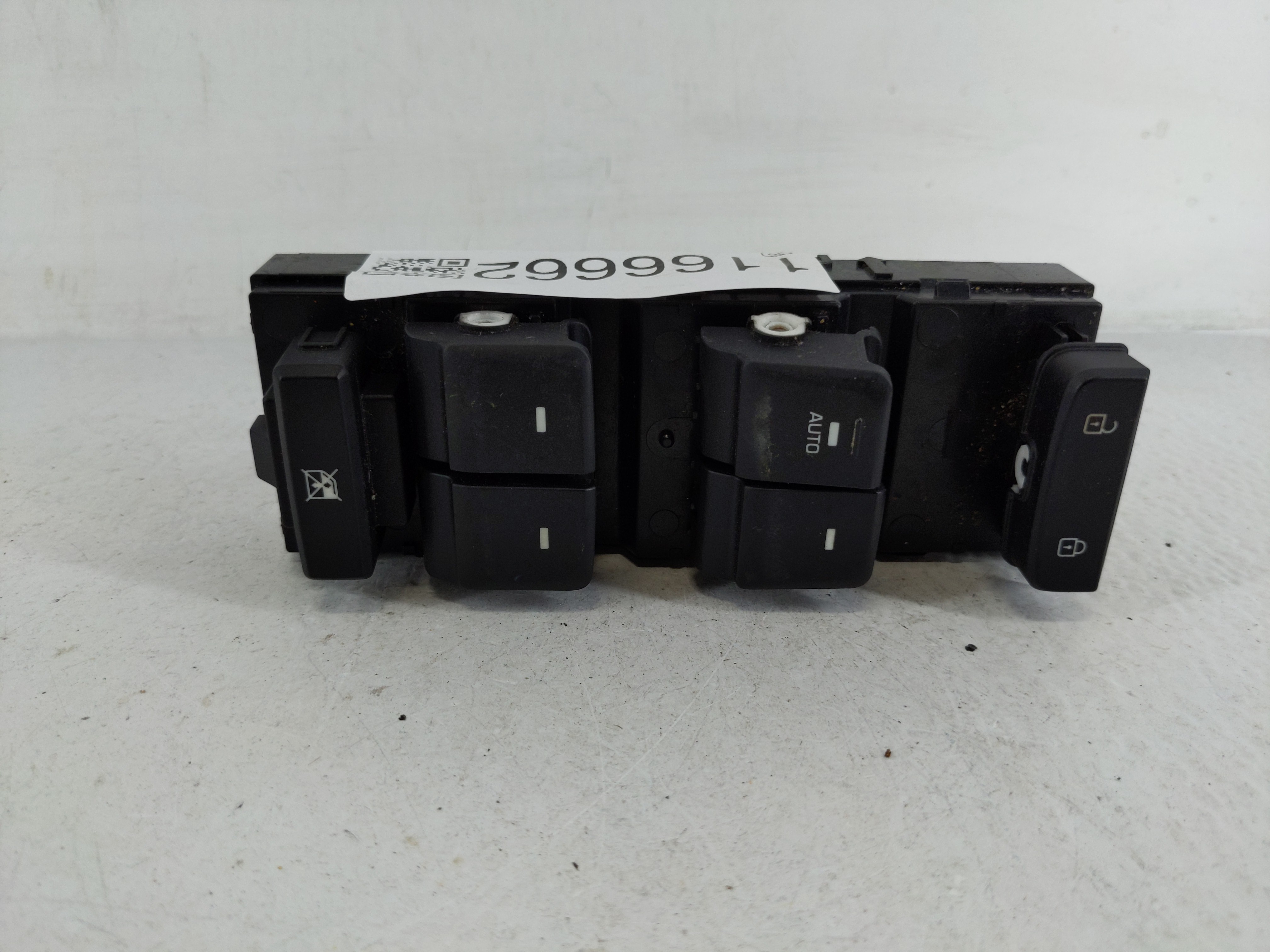 2015-2019 Hyundai Sonata Driver Left Door Master Power Window Switch 1166662 - Oemusedautoparts1.com