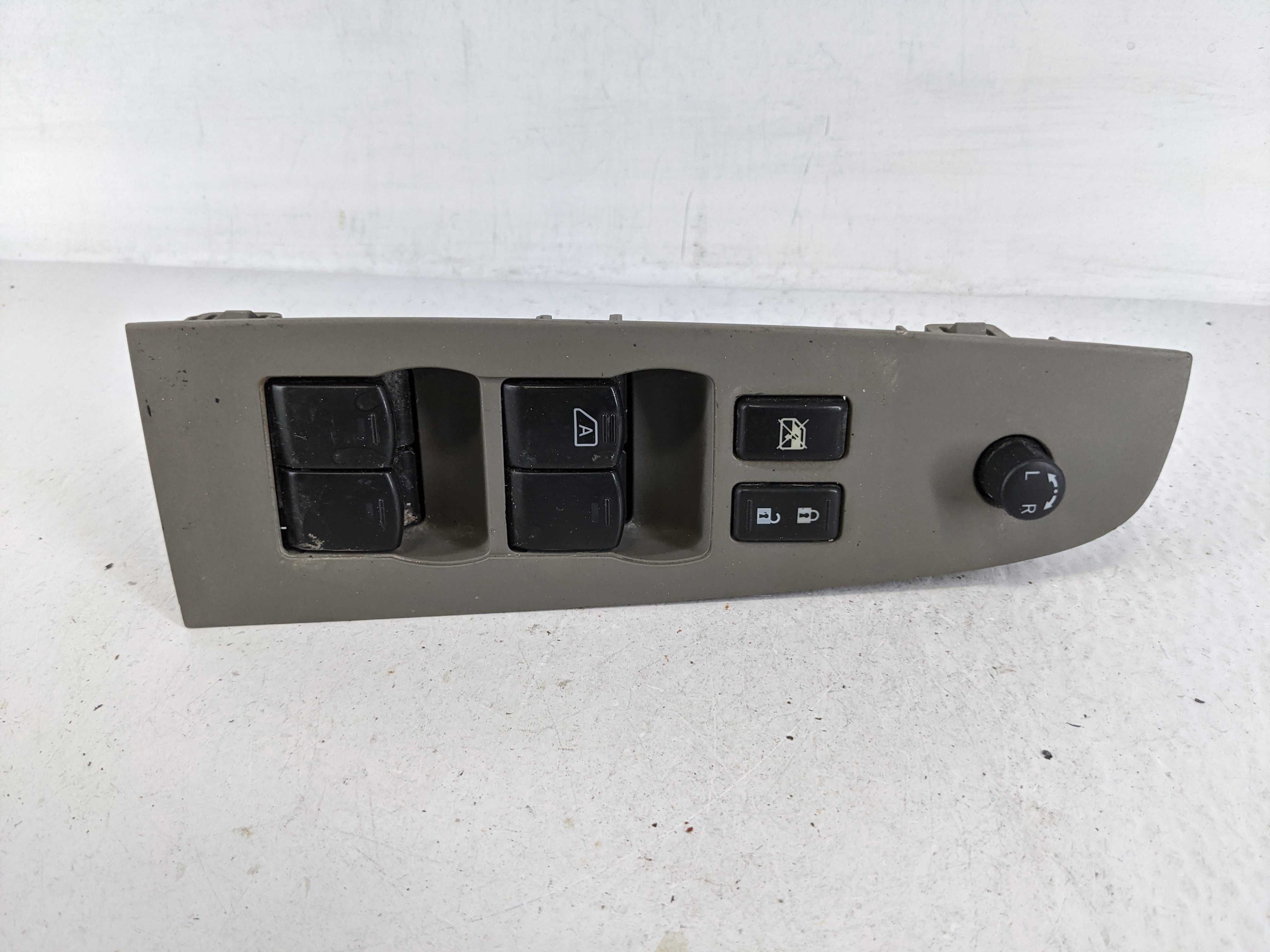 2007-2012 Nissan Altima Driver Left Door Master Power Window Switch 2540 1166665 - Oemusedautoparts1.com