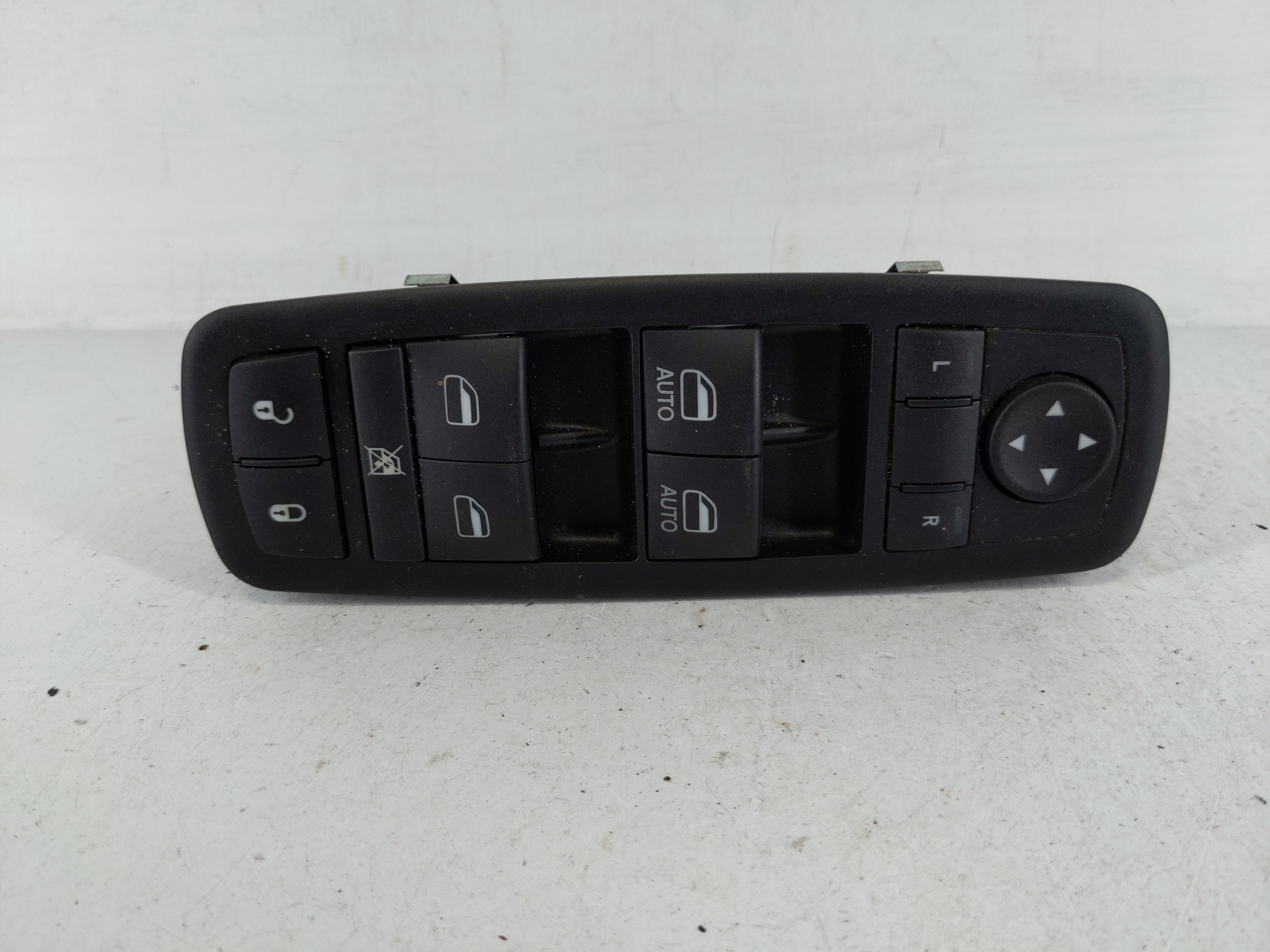 2014 Jeep Grand Cherokee Driver Left Door Master Power Window Switch 1166677 - Oemusedautoparts1.com
