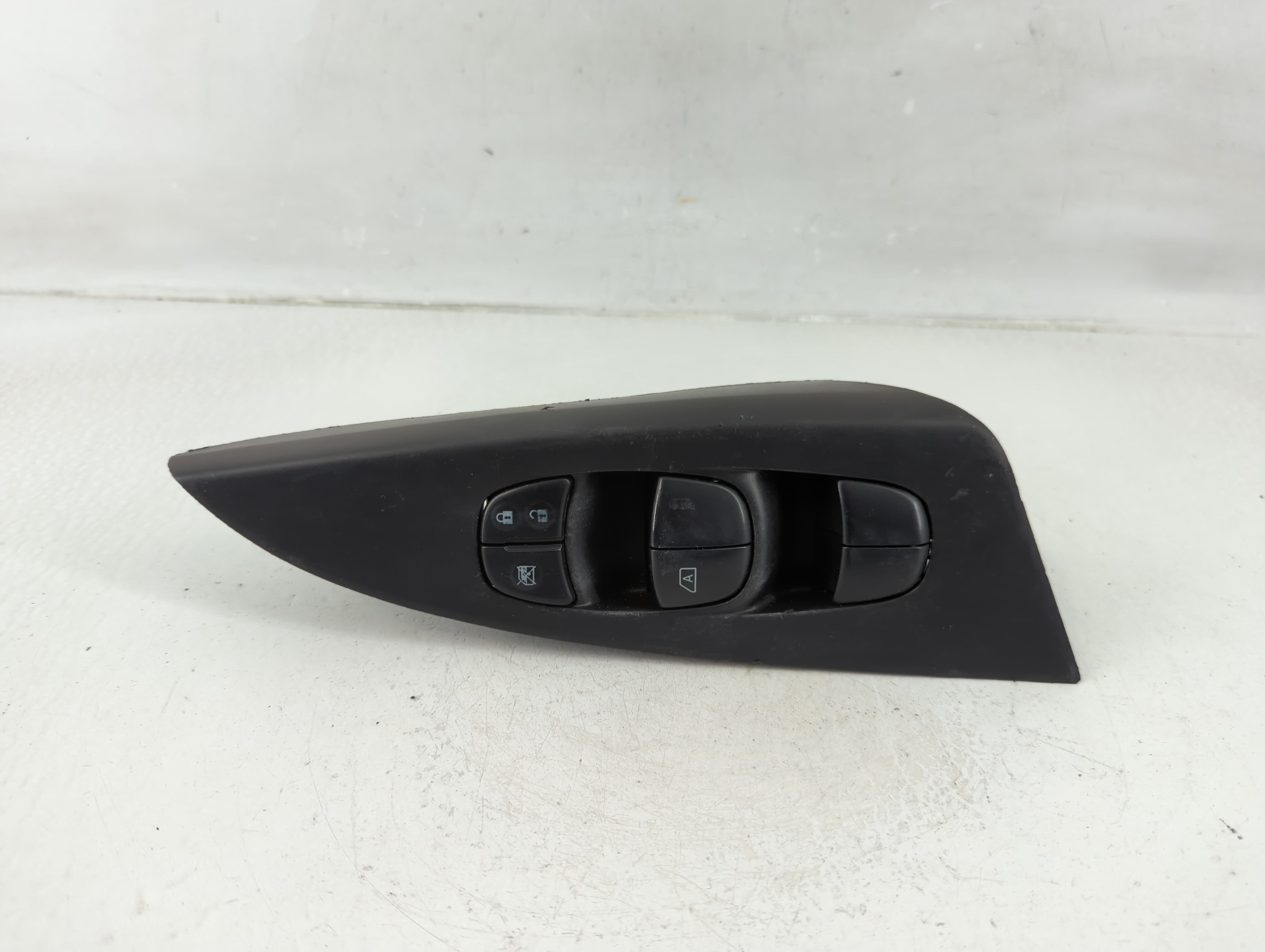 2013-2019 Nissan Sentra Driver Left Door Master Power Window Switch 1166696 - Oemusedautoparts1.com