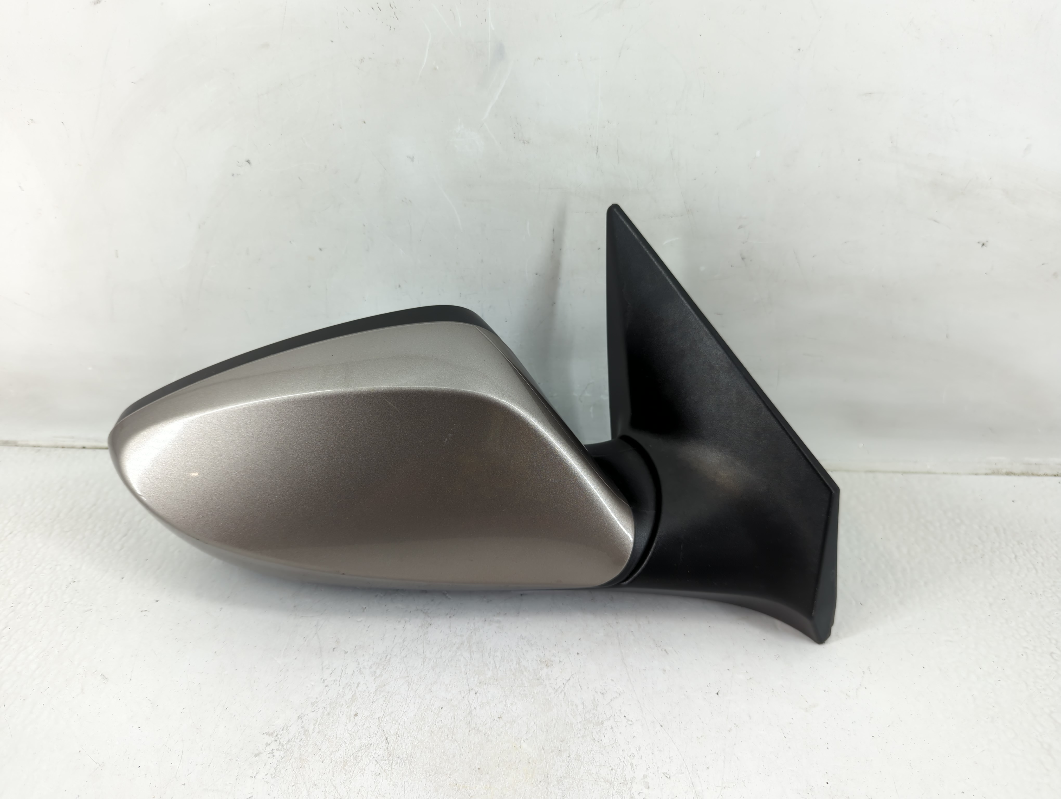 Picture of 2015-2016 Hyundai Elantra Passenger Right Side View Power Door Mirror 1166702