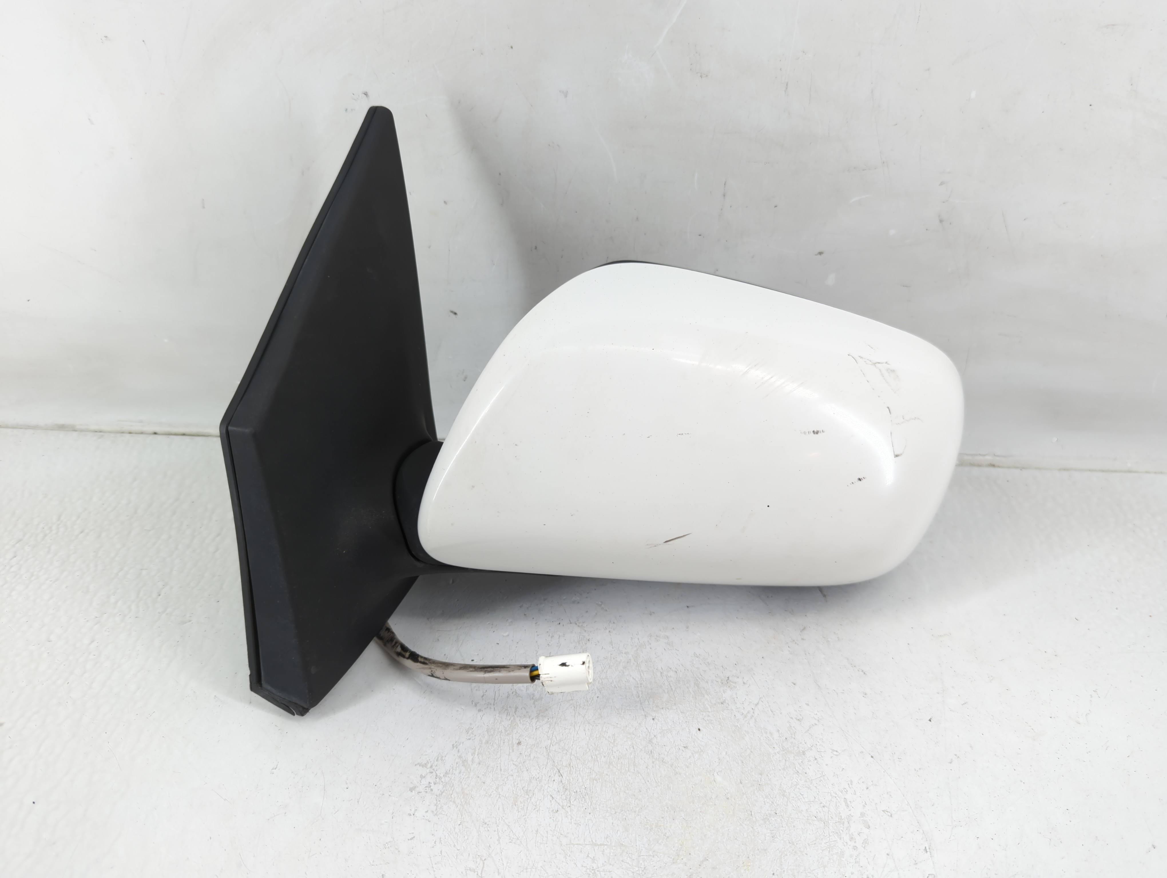 Picture of 2009-2013 Toyota Corolla Driver Left Side View Power Door Mirror White 1166713