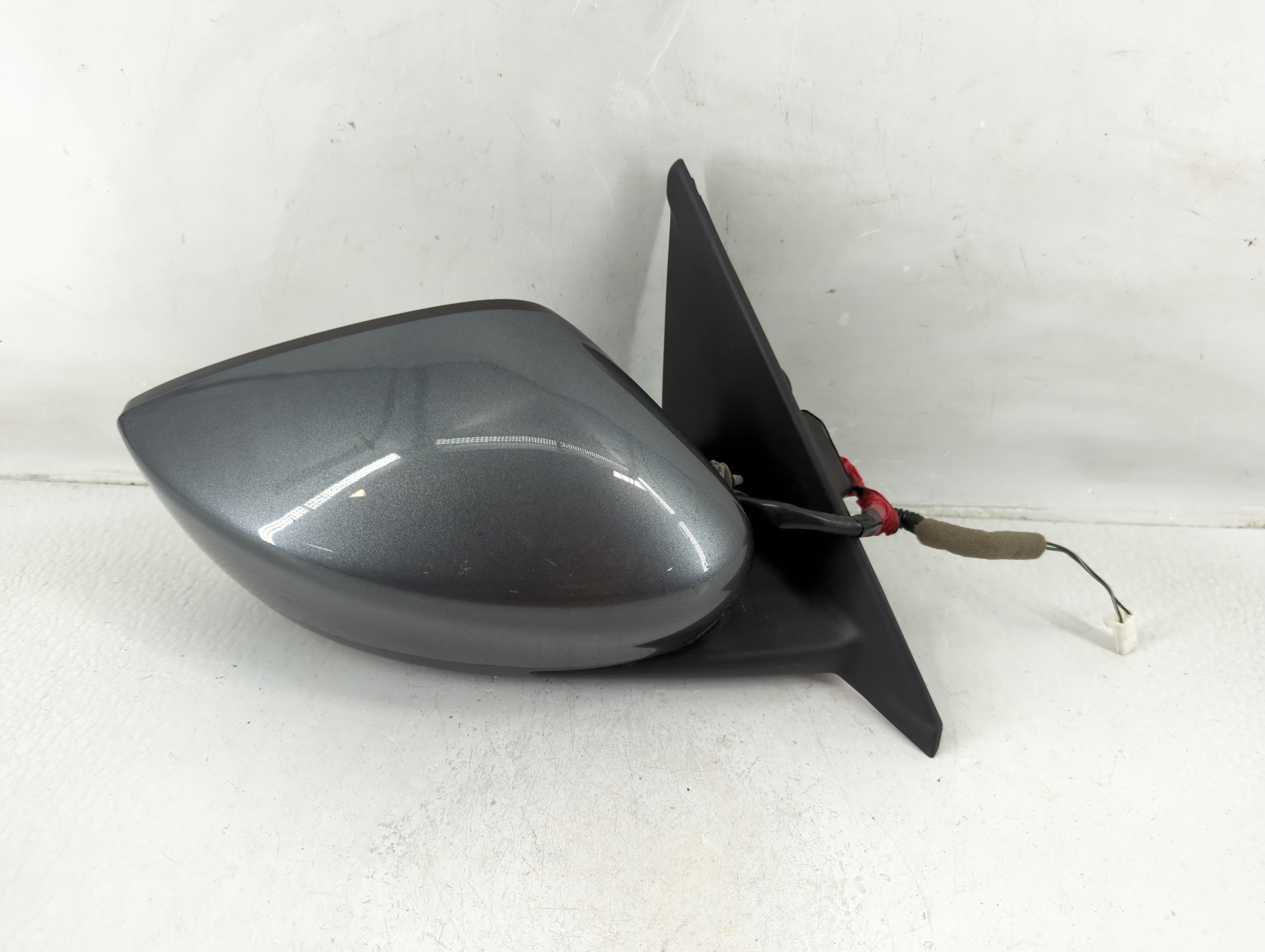 Picture of 2018-2021 Nissan Kicks Passenger Right Side View Power Door Mirror Grey 1166714